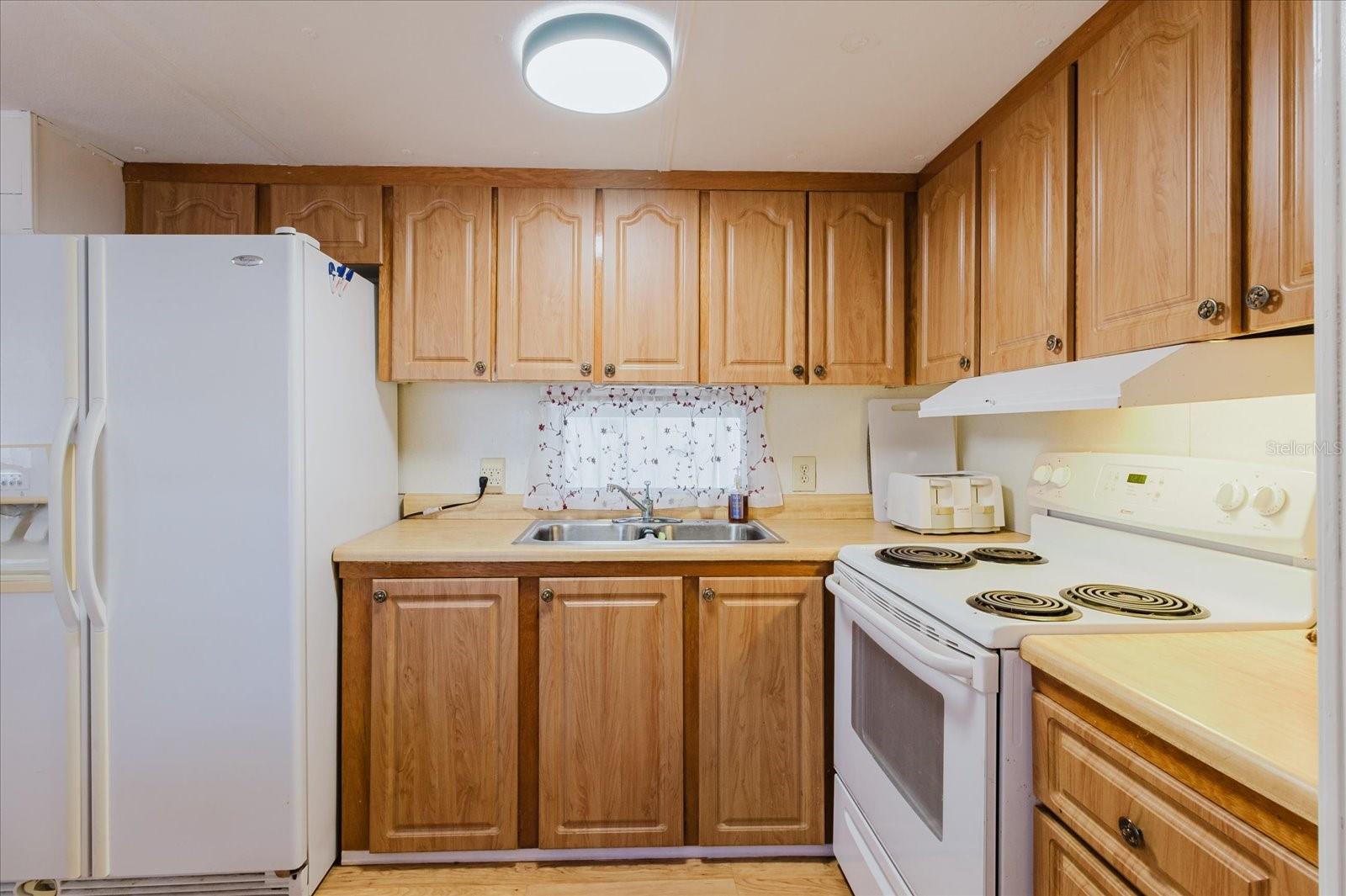 Image 15 of 44 For 7803 46th Avenue N 63