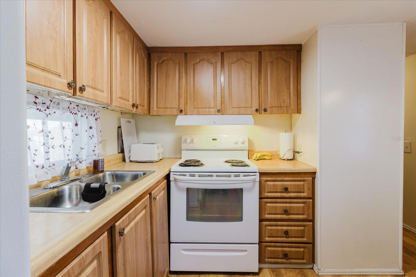 Image 16 of 44 For 7803 46th Avenue N 63