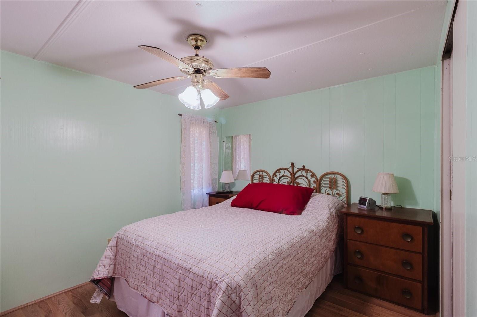 Image 20 of 44 For 7803 46th Avenue N 63