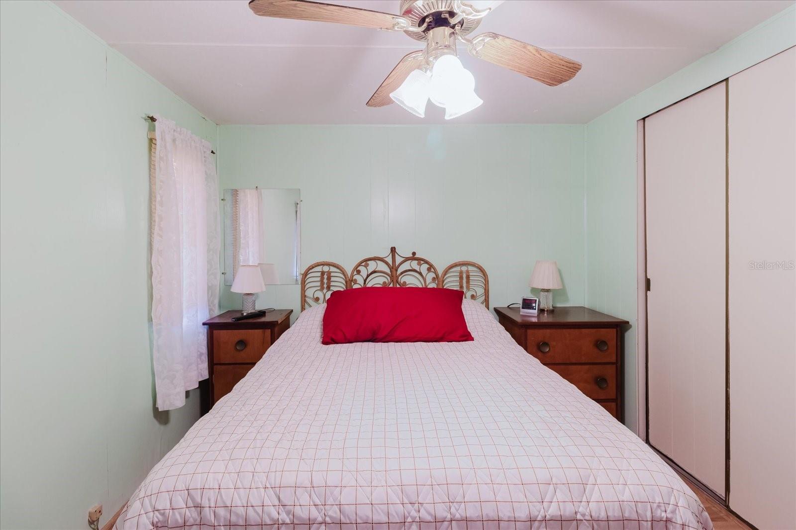 Image 21 of 44 For 7803 46th Avenue N 63