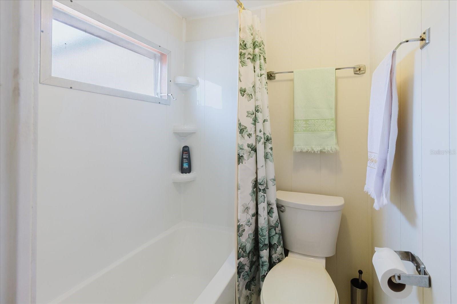 Image 30 of 44 For 7803 46th Avenue N 63