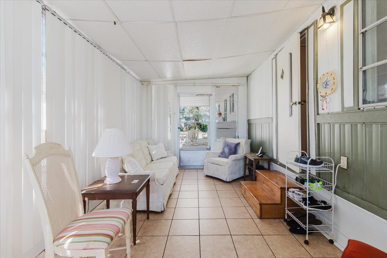 Image 7 of 44 For 7803 46th Avenue N 63