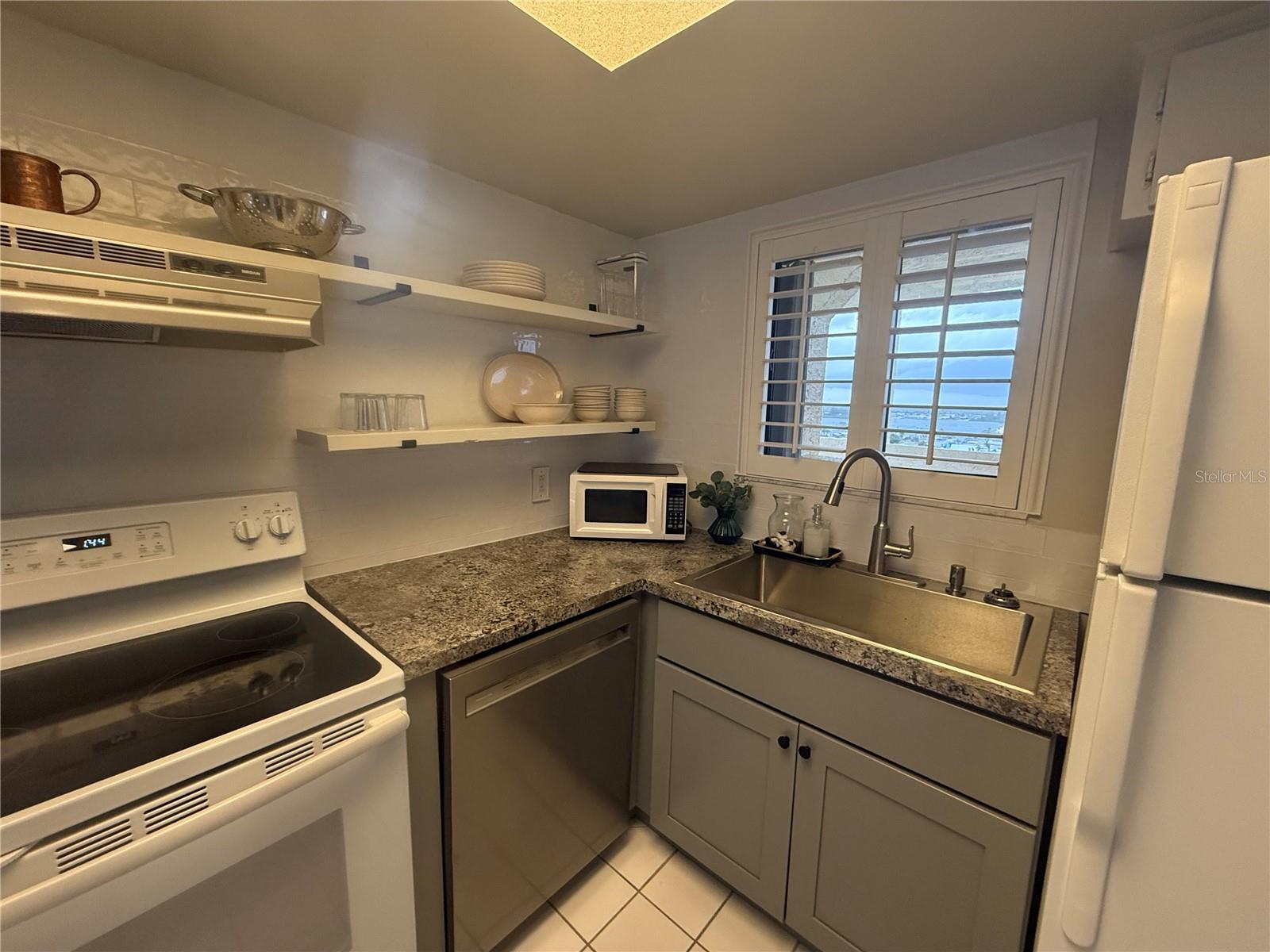 Image 28 of 44 For 6009 Sea Ranch Drive 804