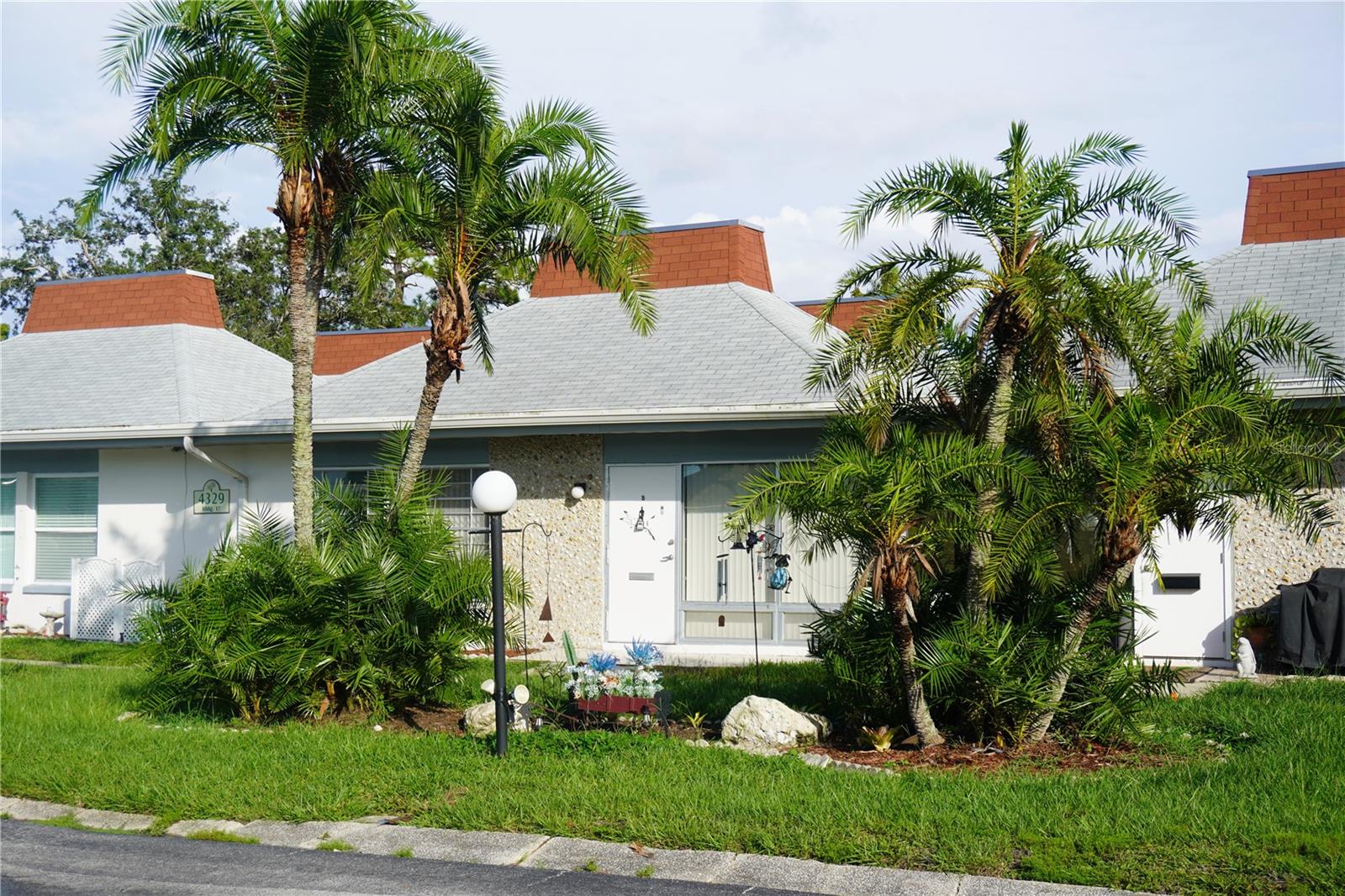 Details for 4329 Tahitian Gardens Circle B, HOLIDAY, FL 34691