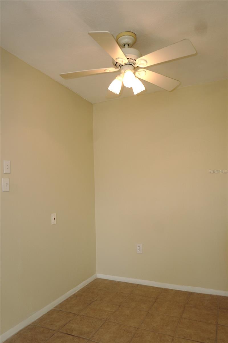 Image 10 of 29 For 4329 Tahitian Gardens Circle B