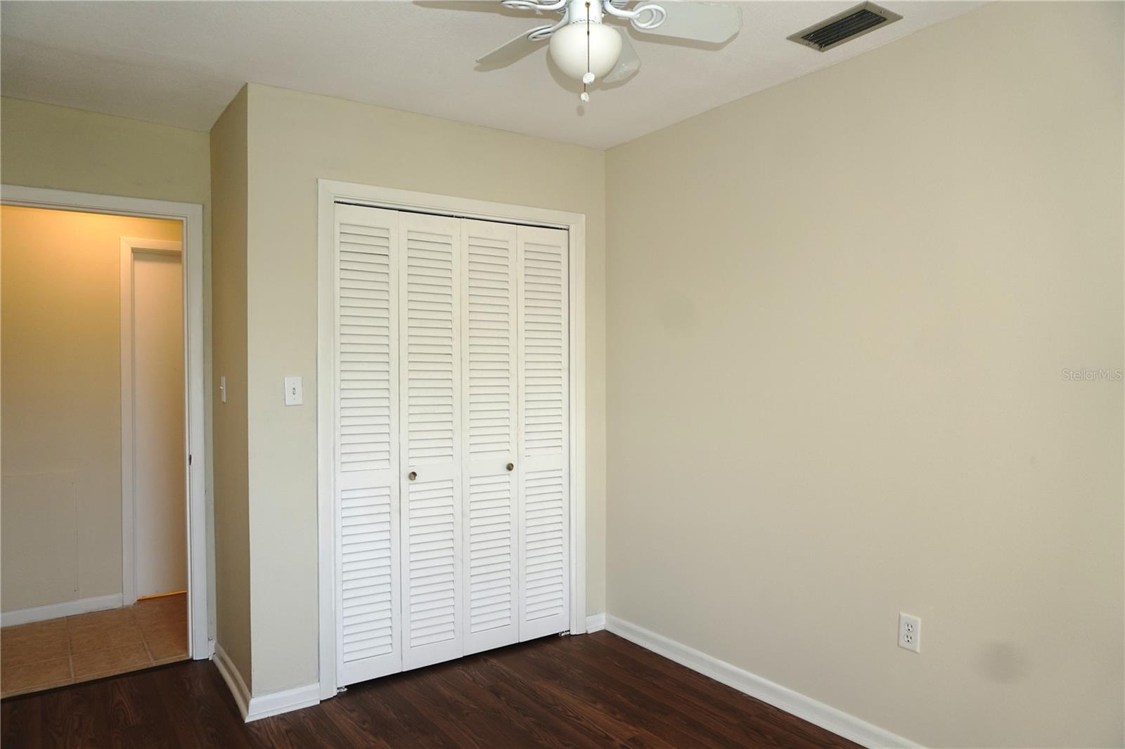 Image 20 of 29 For 4329 Tahitian Gardens Circle B