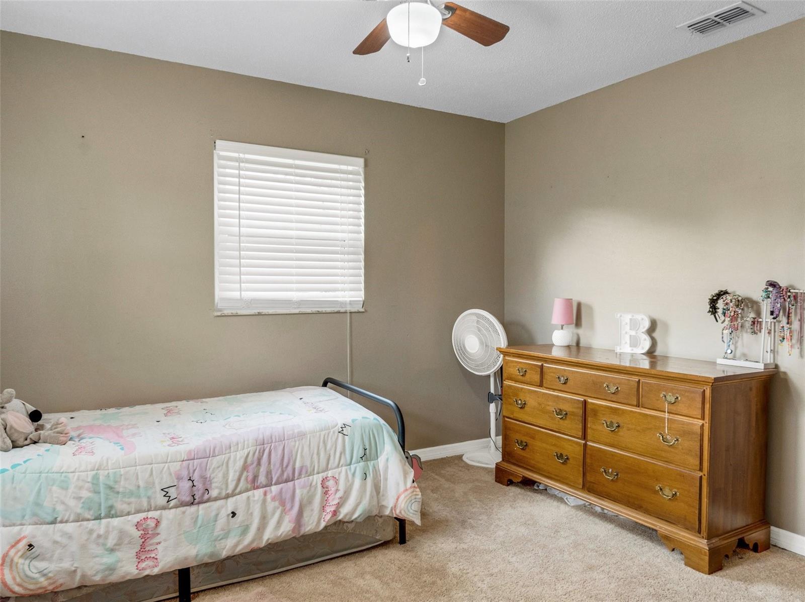 Image 37 of 41 For 901 Swann Drive