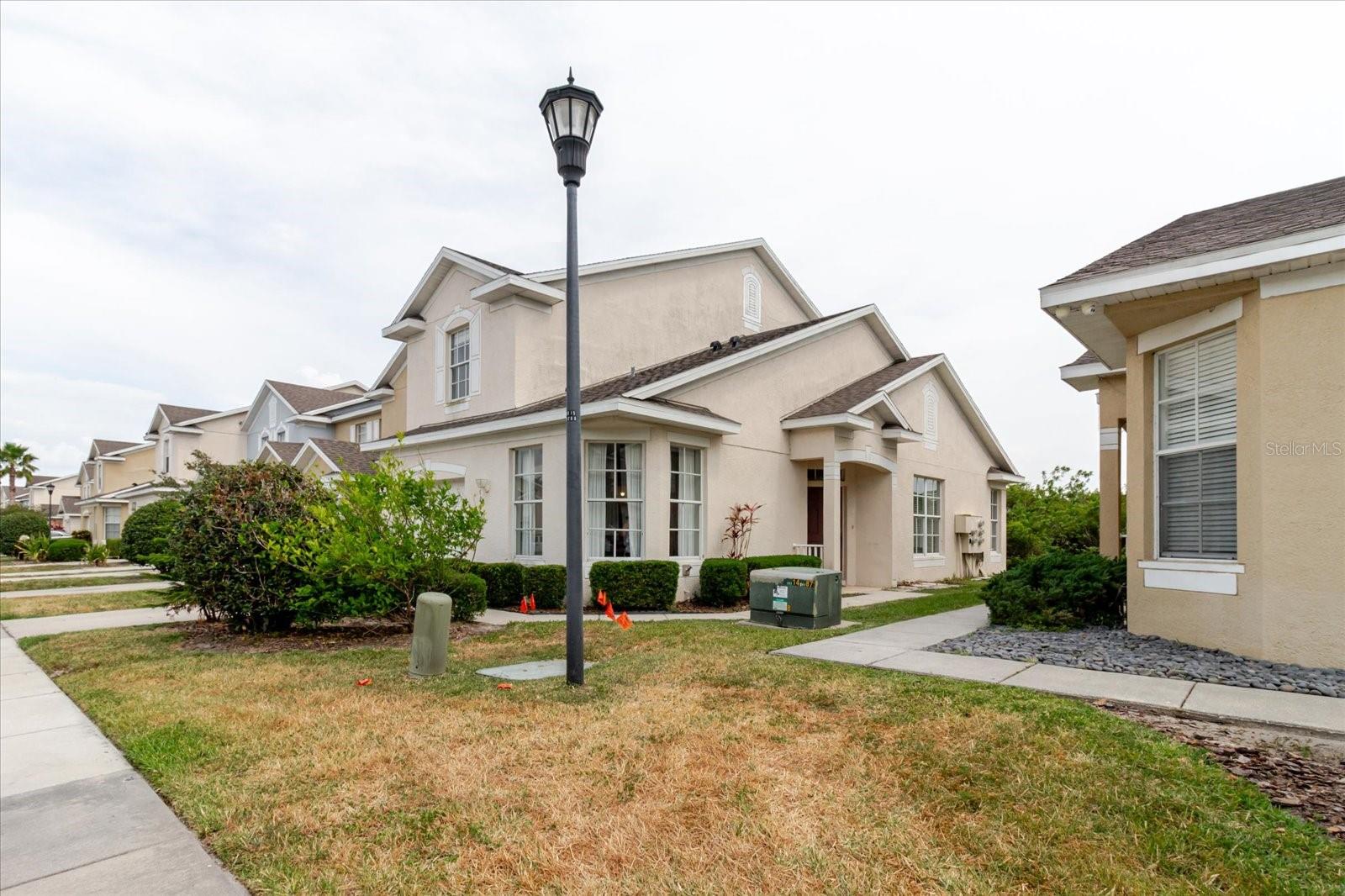 Image 4 of 99 For 6260 Olivedale Drive