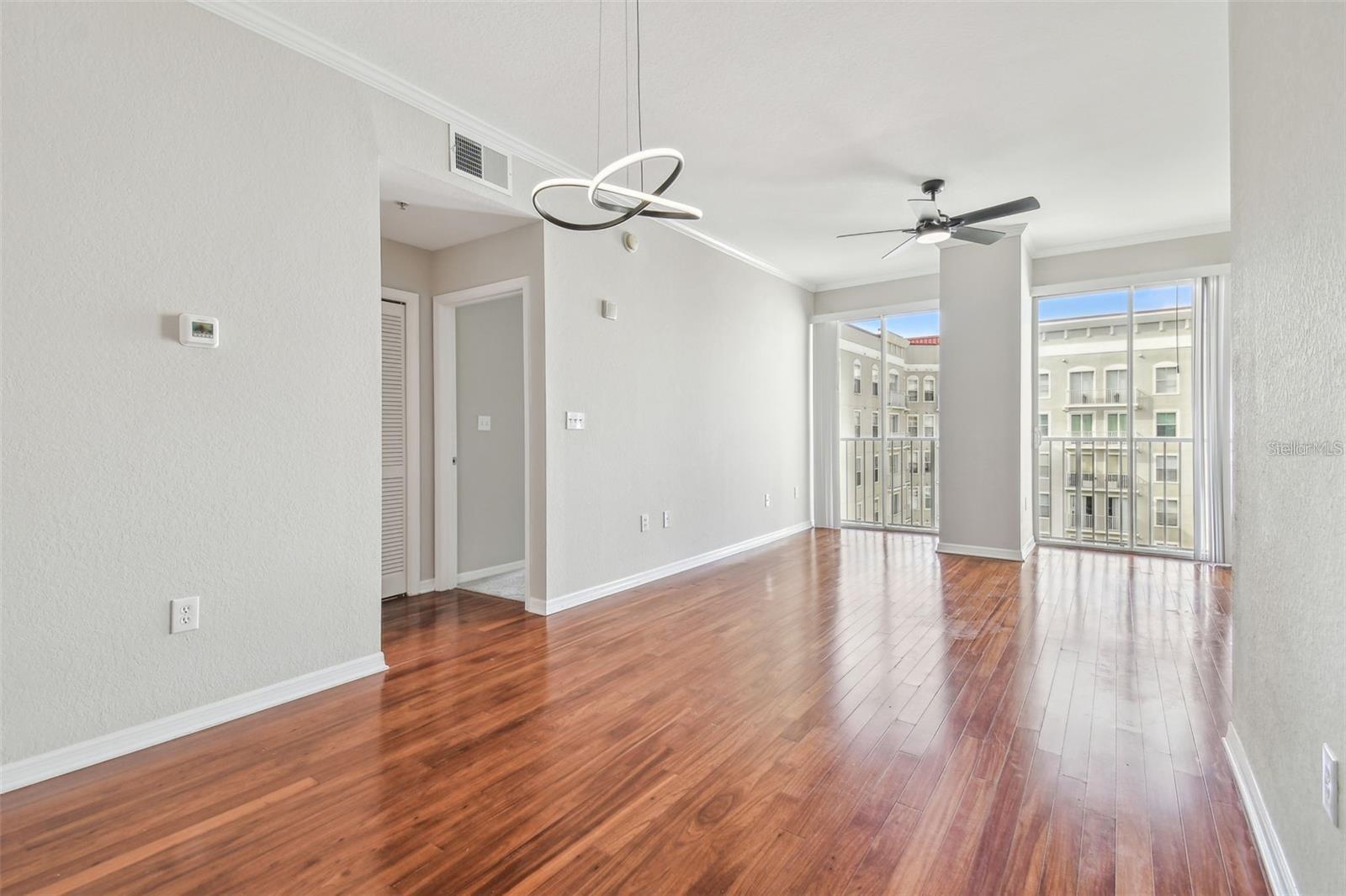 Image 10 of 39 For 700 Harbour Island Boulevard 735