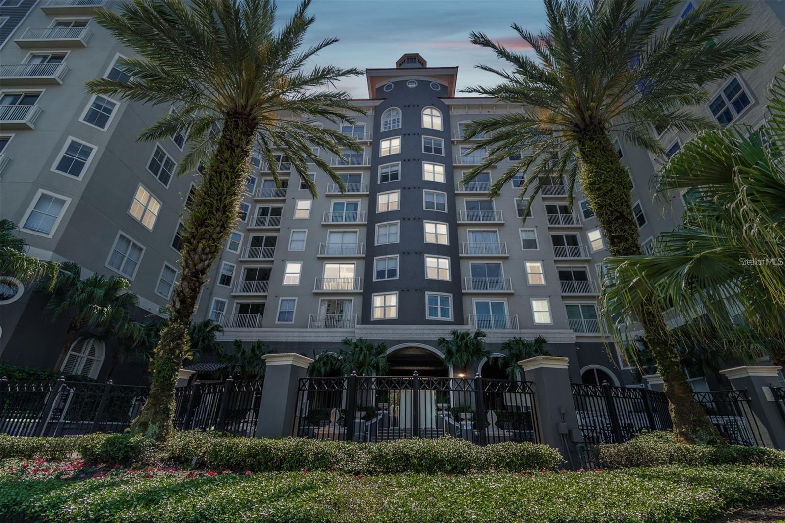 Image 3 of 39 For 700 Harbour Island Boulevard 735
