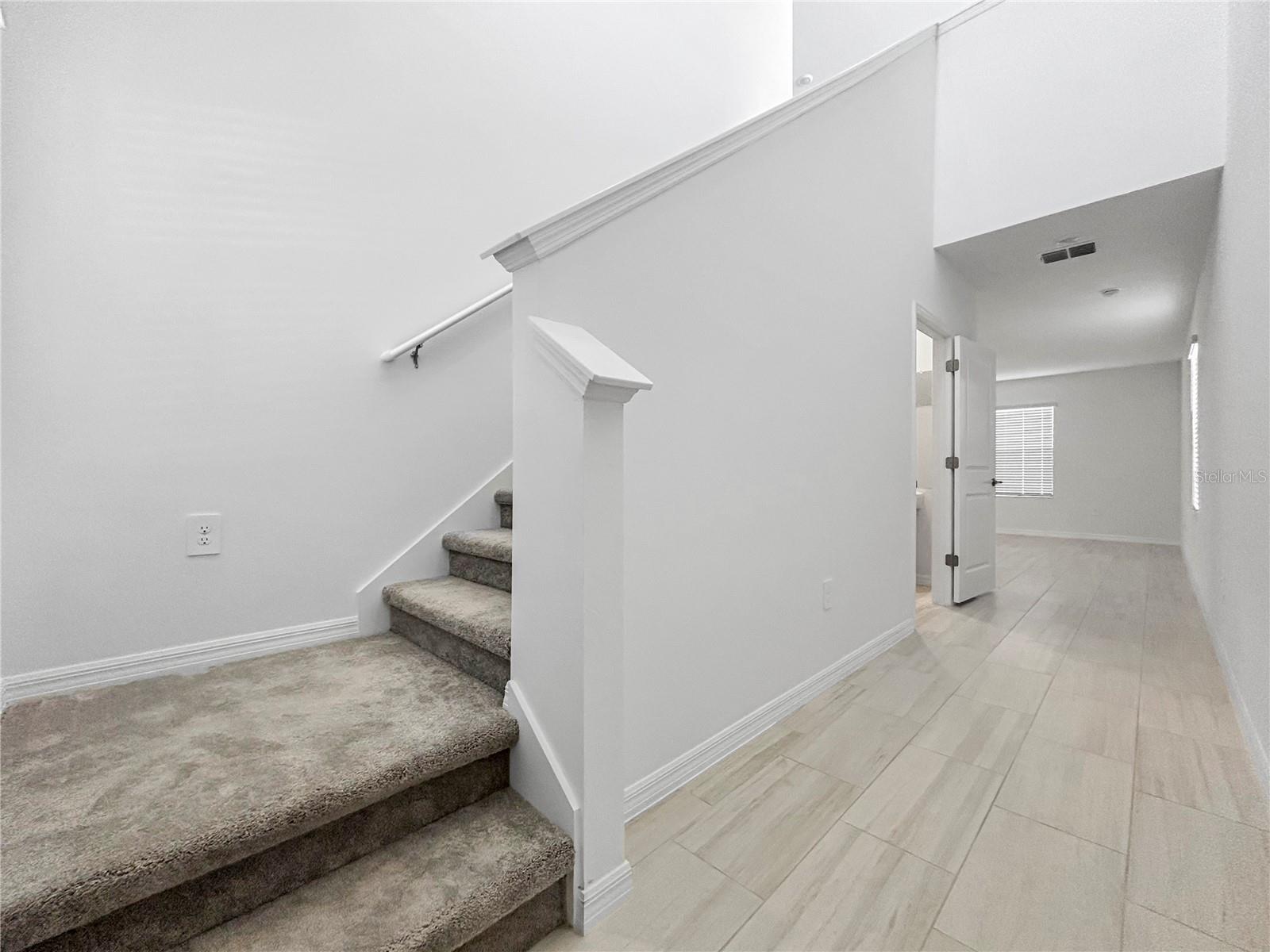 Image 15 of 43 For 17570 Shirewood Way