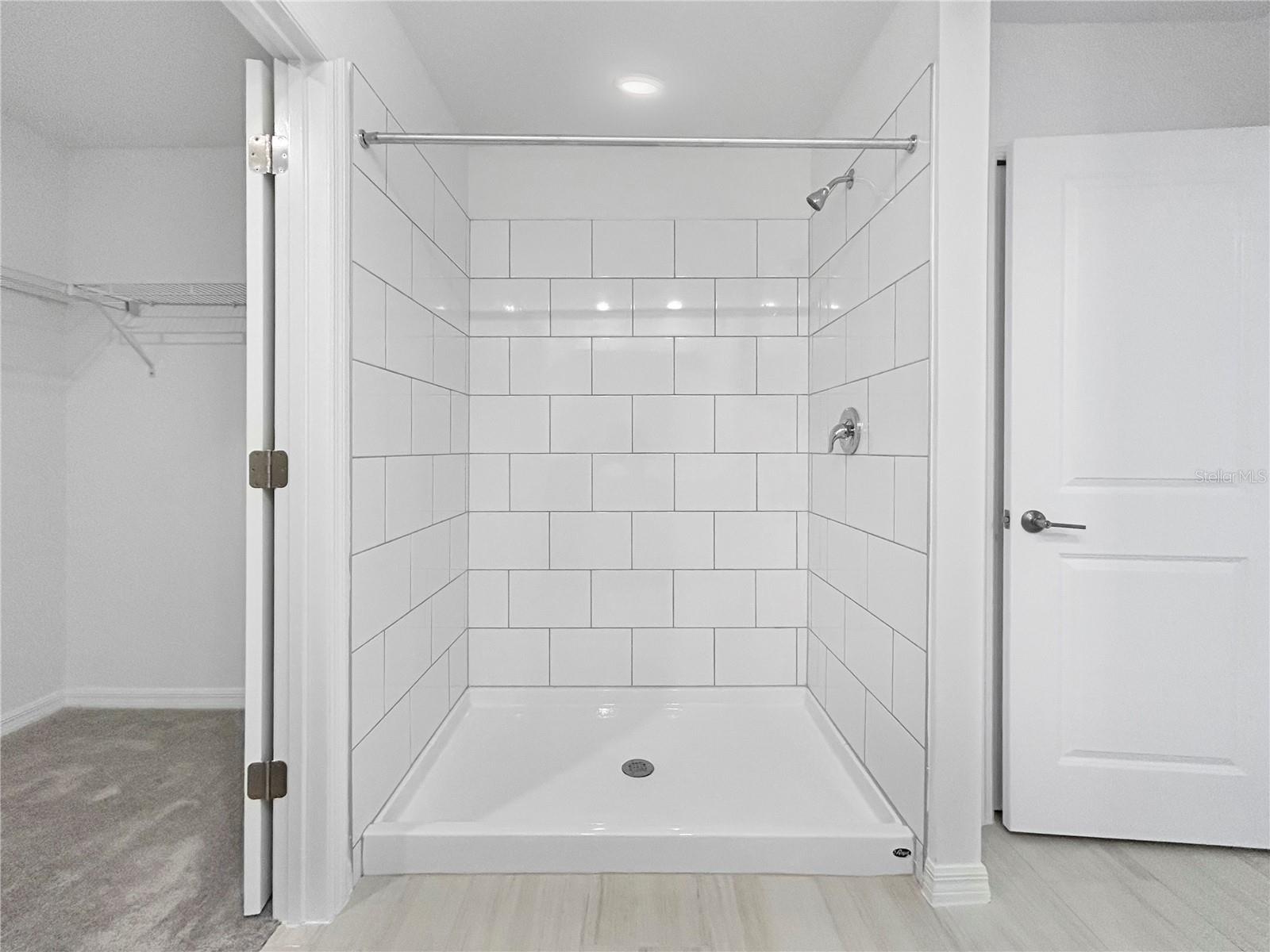 Image 20 of 43 For 17570 Shirewood Way