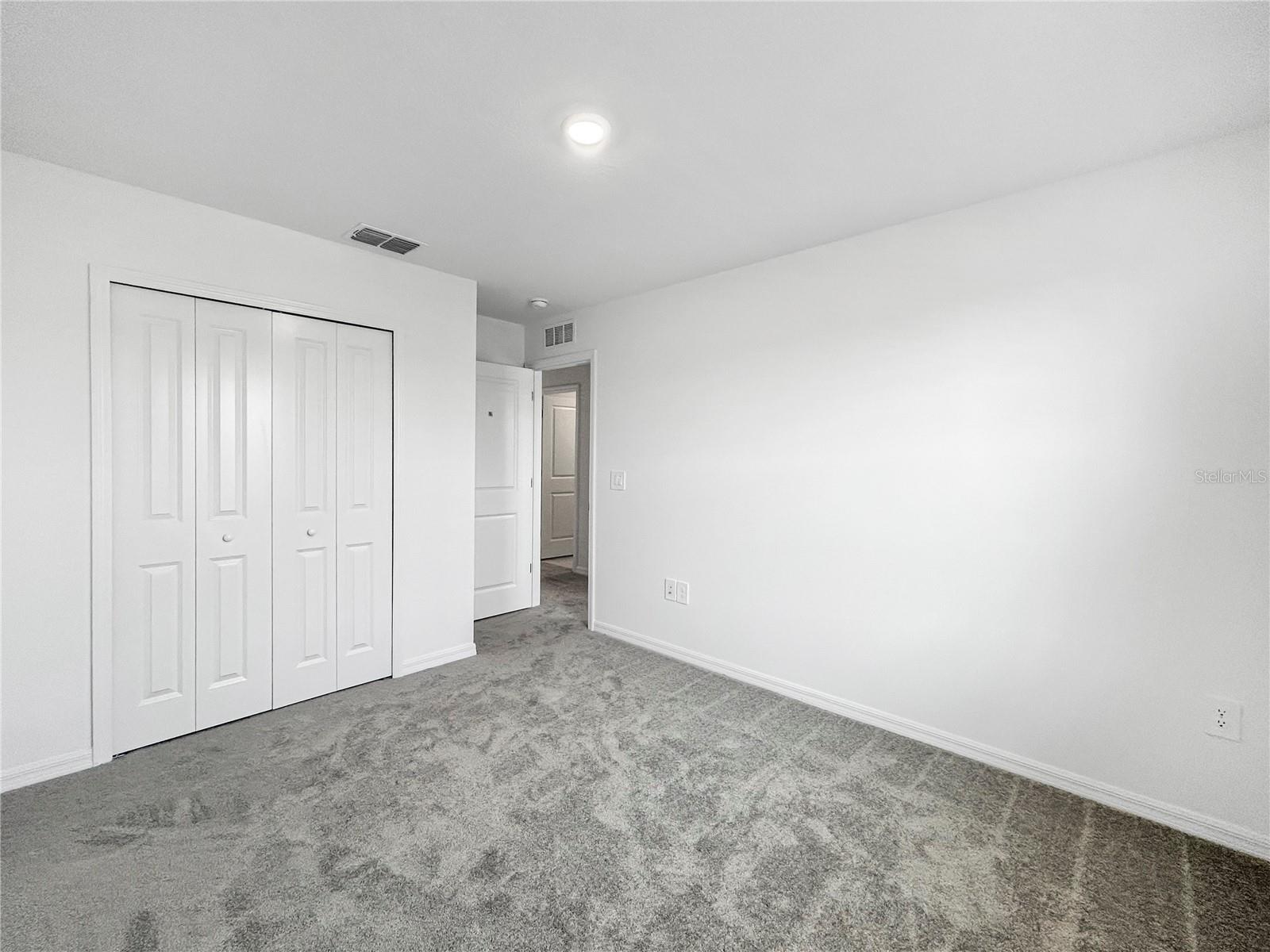 Image 30 of 43 For 17570 Shirewood Way