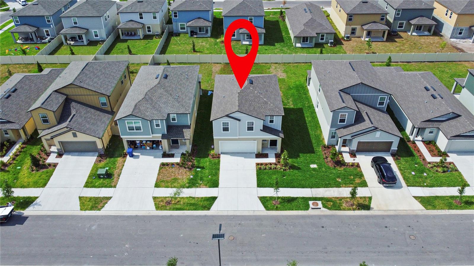 Image 37 of 43 For 17570 Shirewood Way