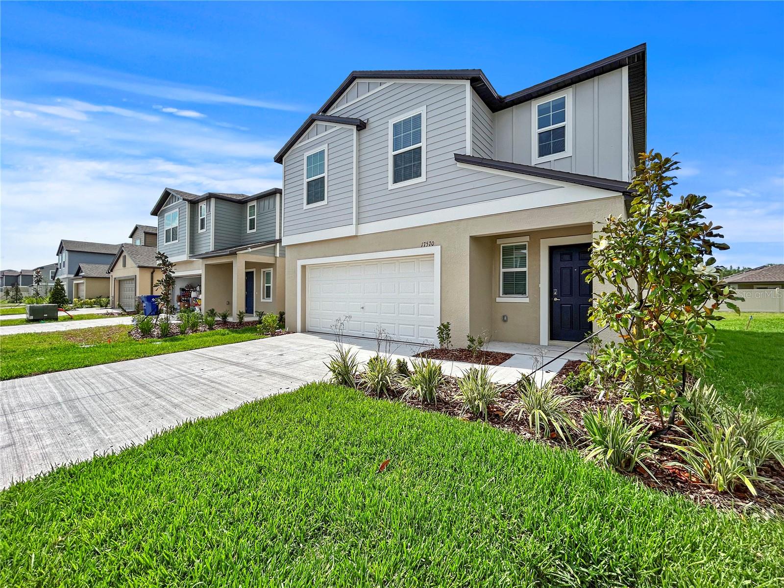 Image 42 of 43 For 17570 Shirewood Way