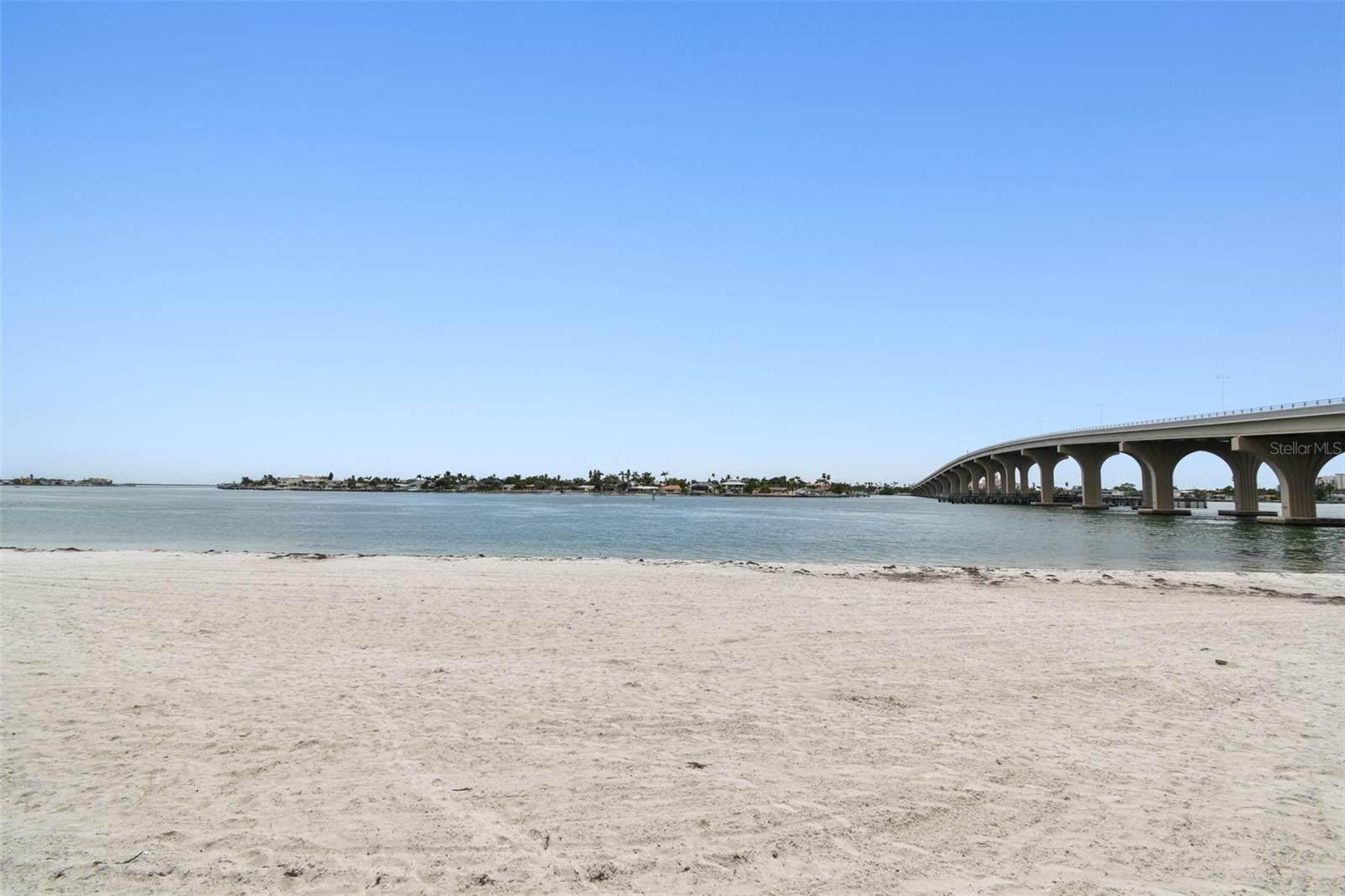 Image 30 of 38 For 5701 Bahia Del Mar Circle 105