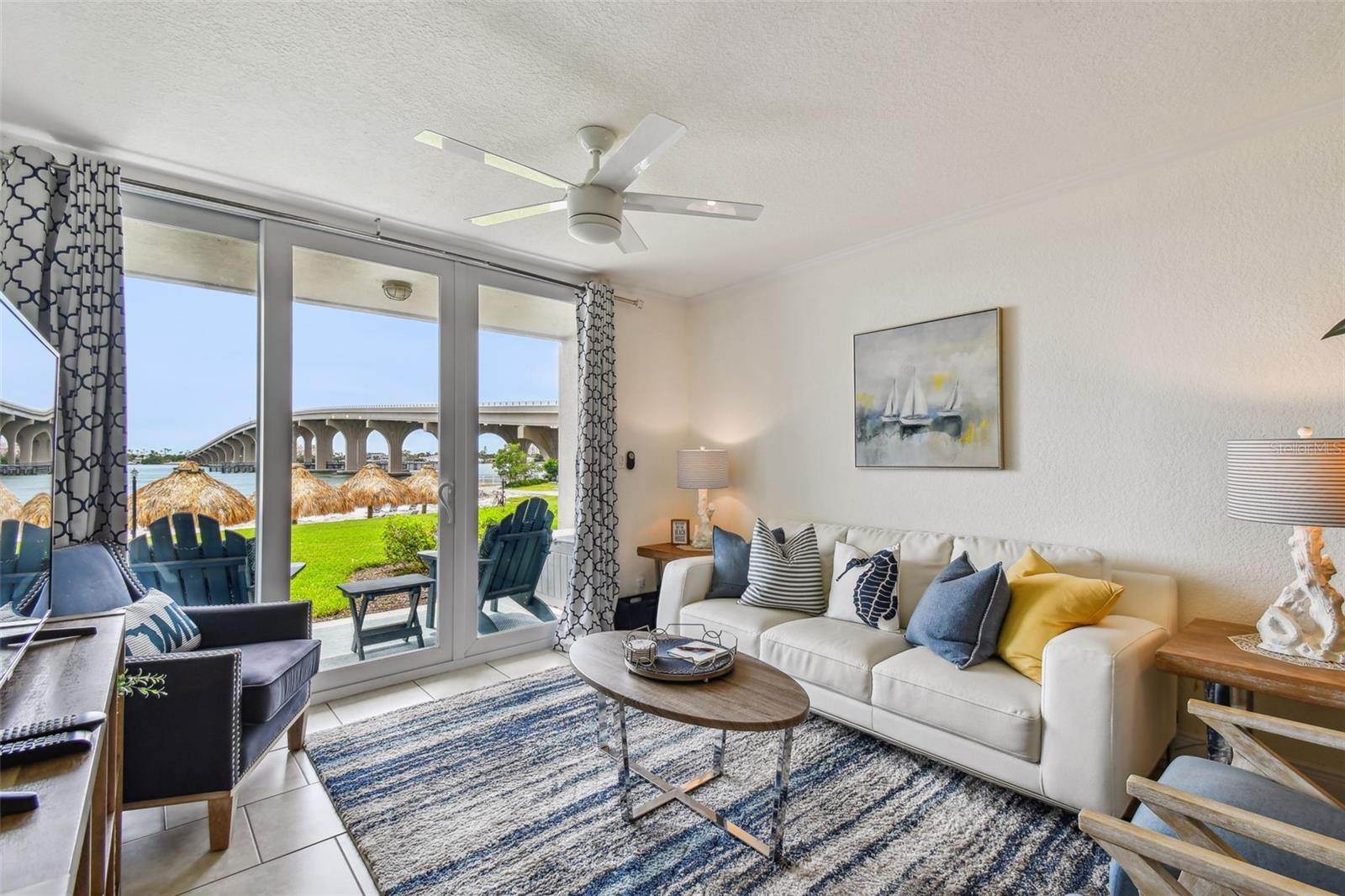 Image 8 of 38 For 5701 Bahia Del Mar Circle 105