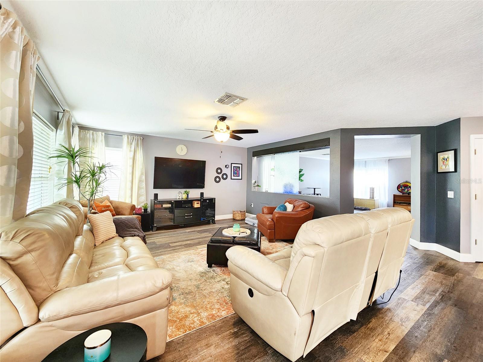 Image 10 of 66 For 3112 Kearns Road