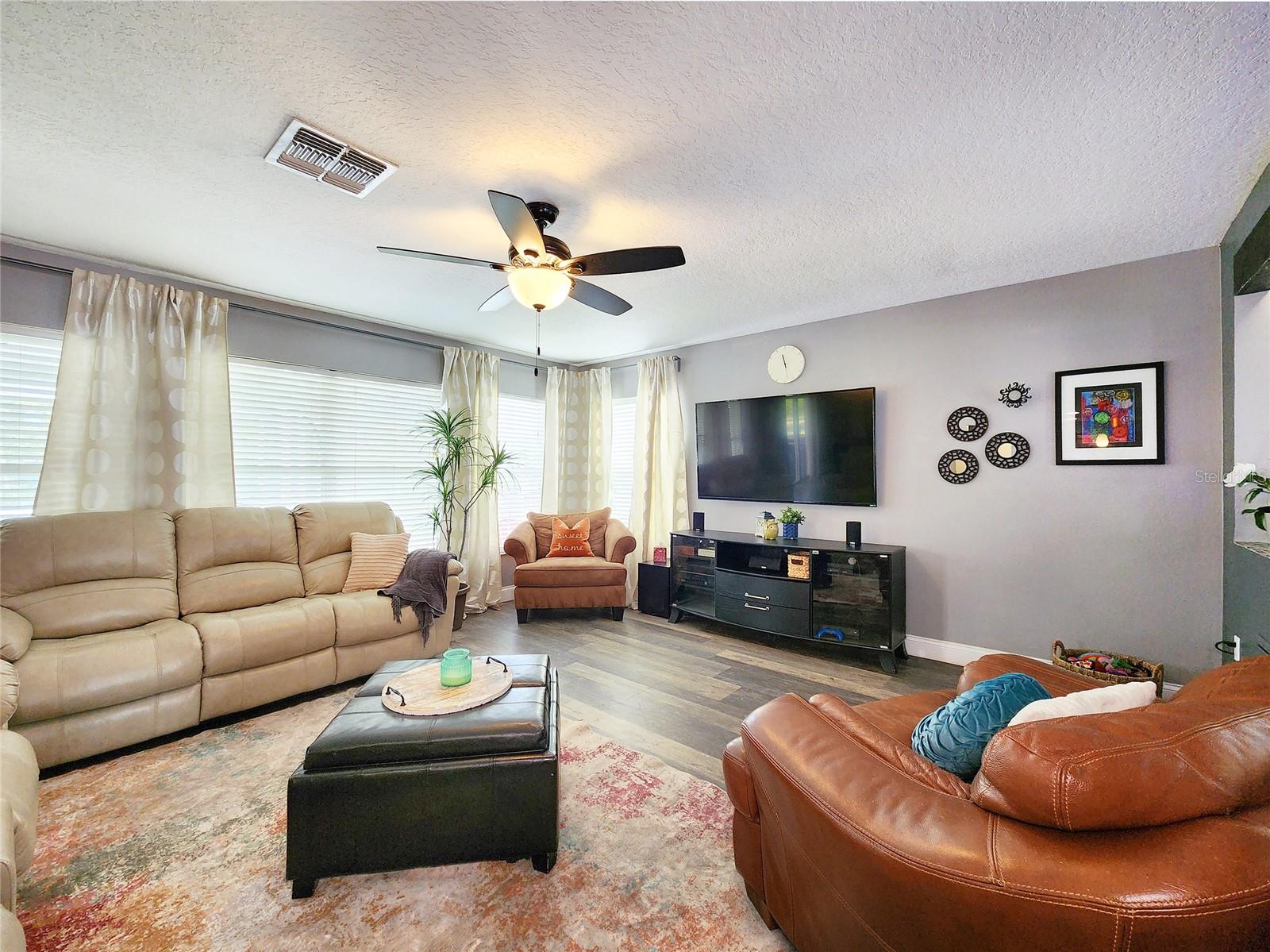 Image 13 of 66 For 3112 Kearns Road