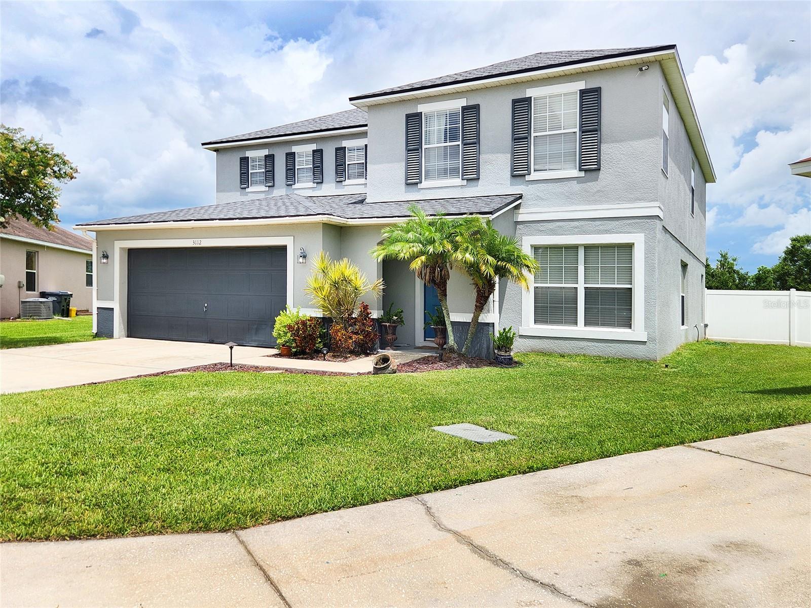 Image 2 of 66 For 3112 Kearns Road