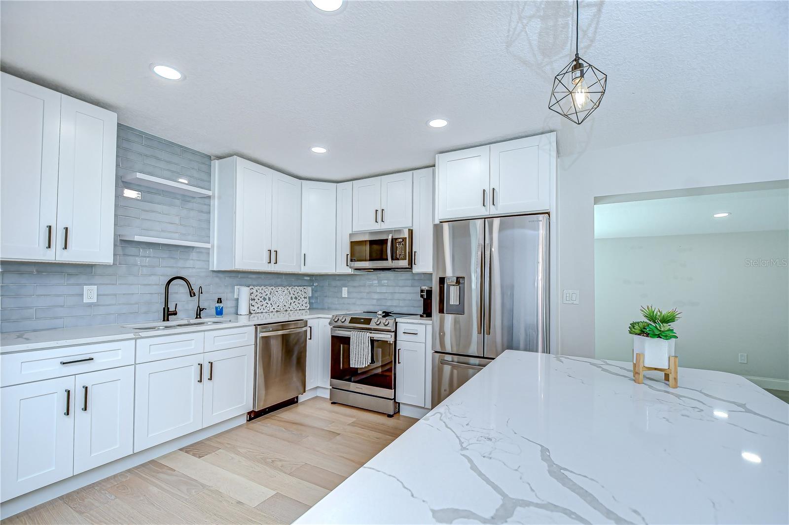 Image 5 of 20 For 6291 63rd Street N