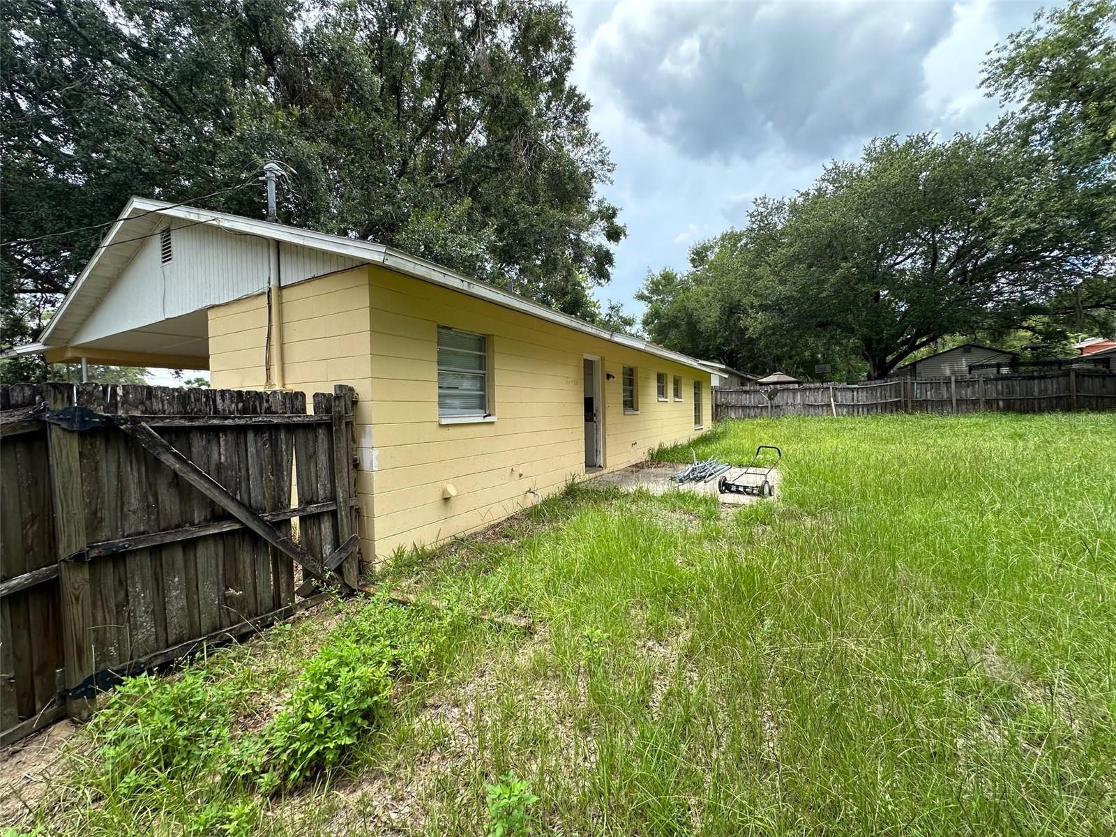 Image 42 of 45 For 27143 Wakefield Drive