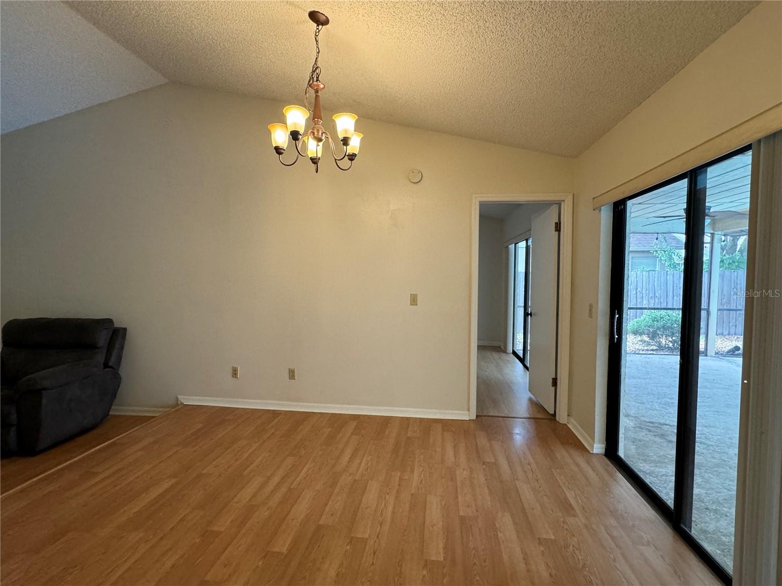 Image 10 of 24 For 3005 Starmount Drive