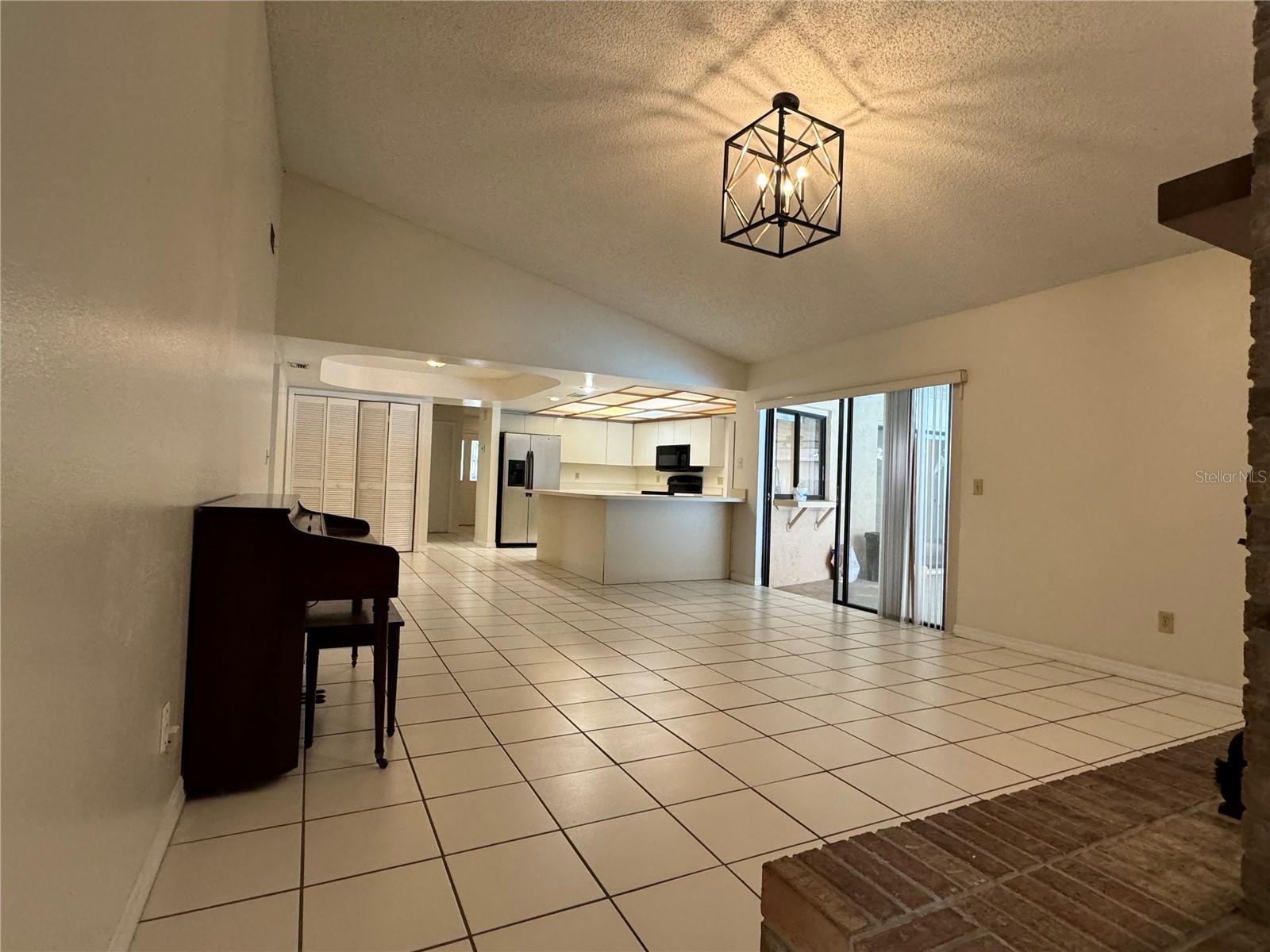 Image 17 of 24 For 3005 Starmount Drive