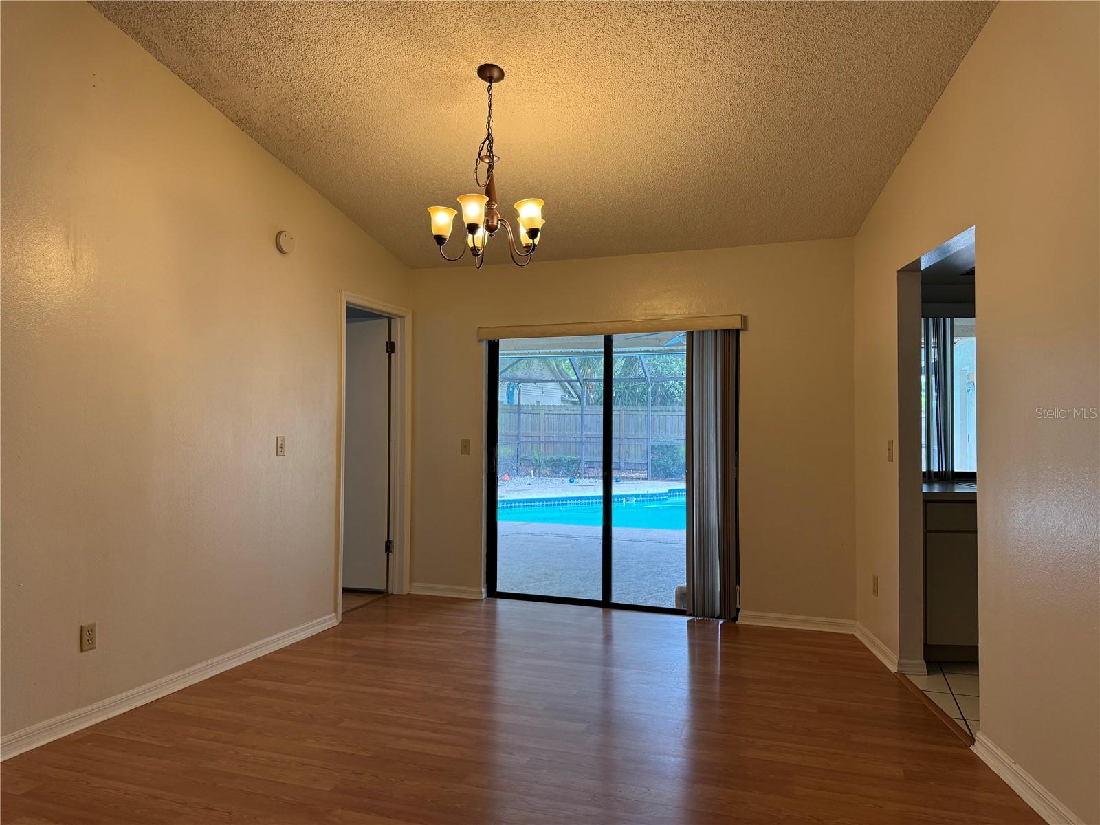 Image 7 of 24 For 3005 Starmount Drive