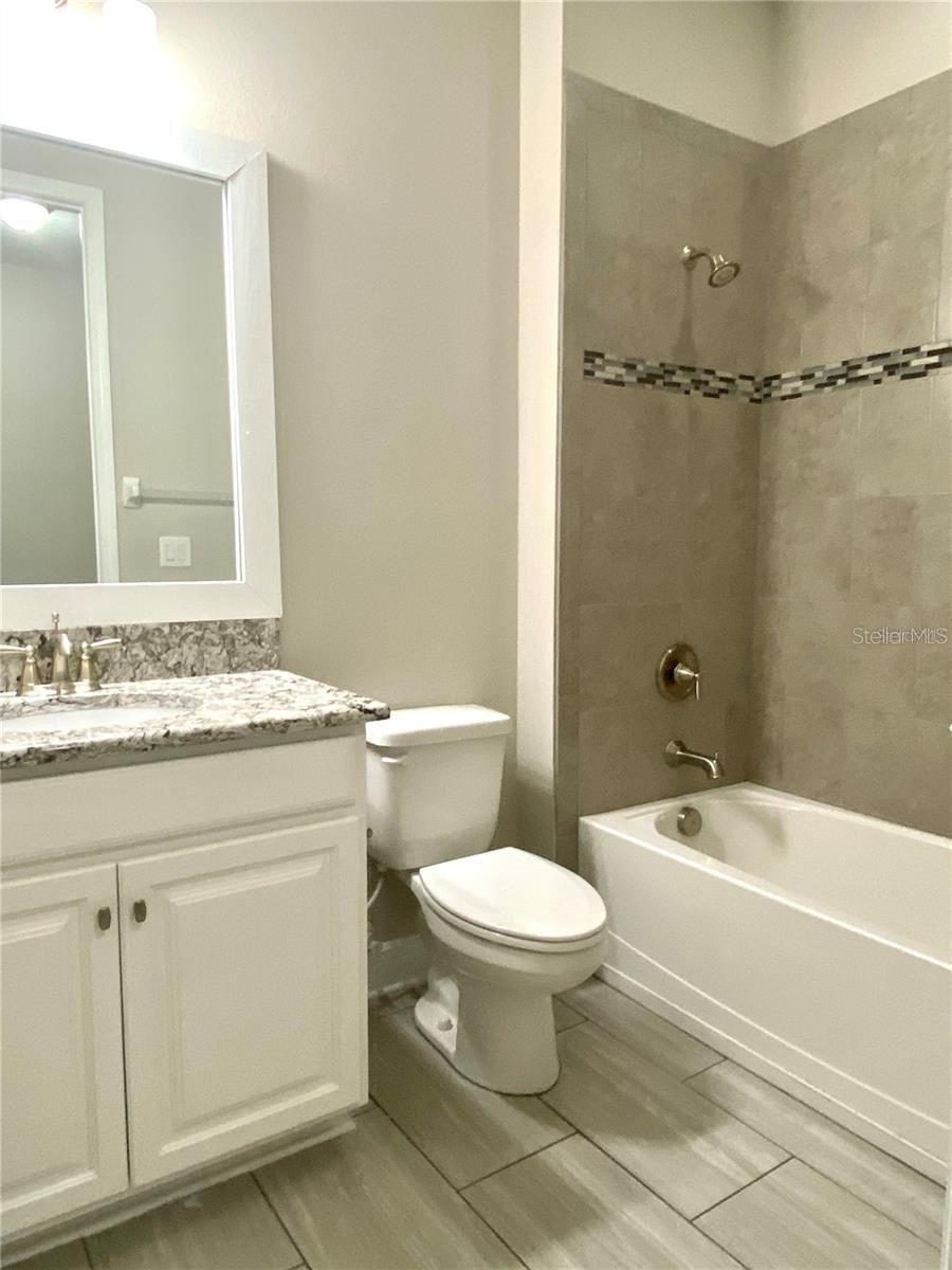 Image 13 of 22 For 8072 Lago Mist Way