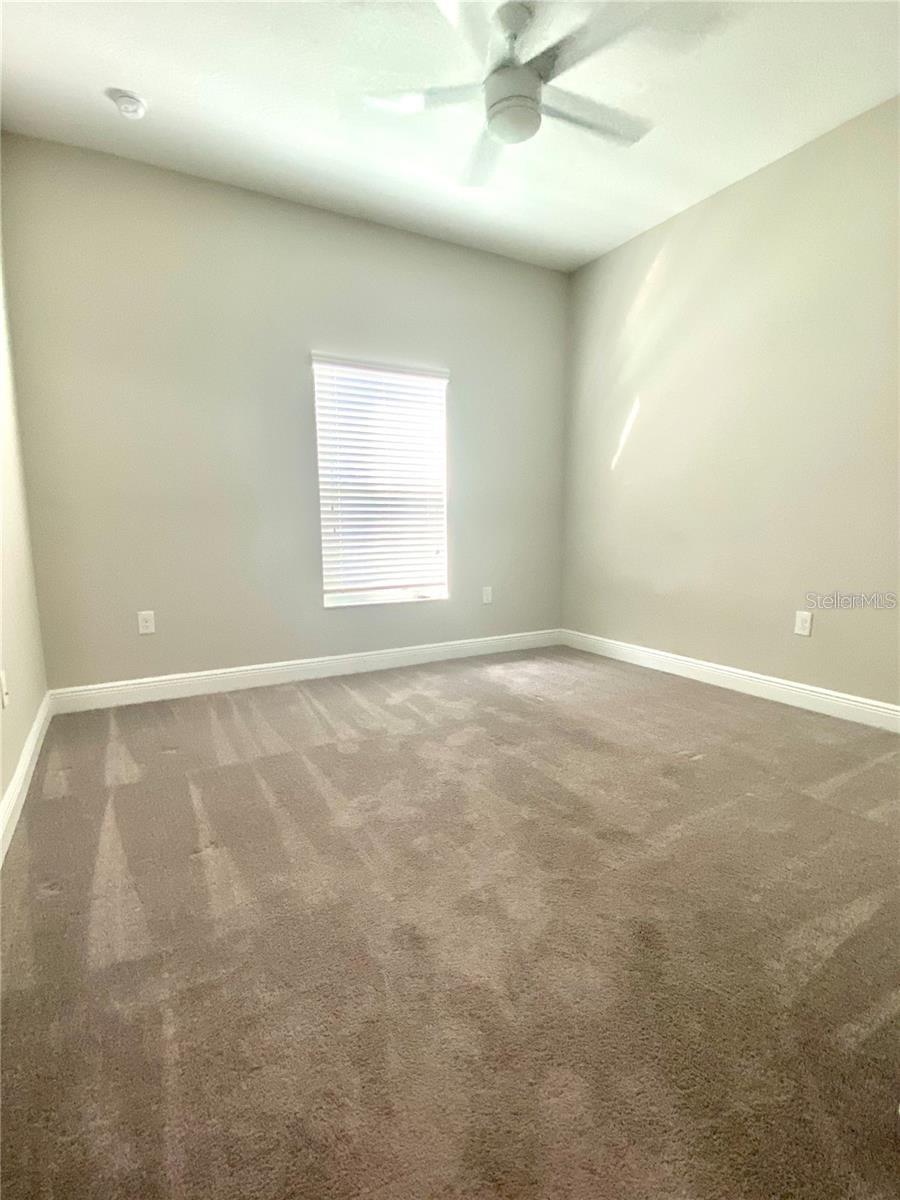 Image 14 of 22 For 8072 Lago Mist Way