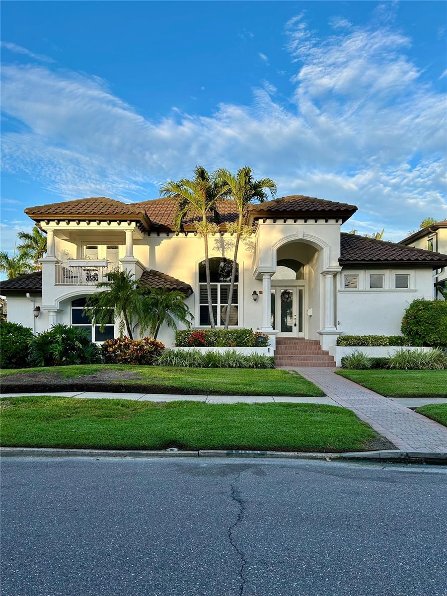 Details for 1089 Cordova Boulevard Ne, ST PETERSBURG, FL 33704
