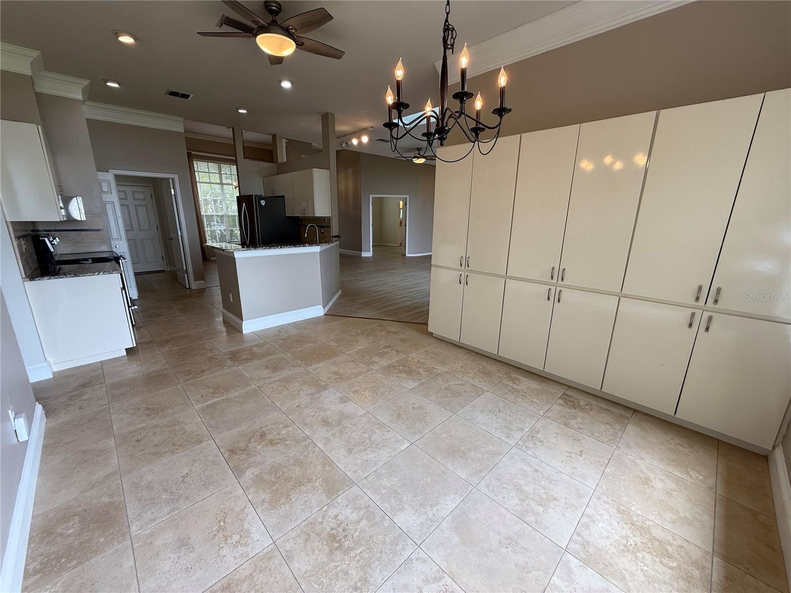 Image 16 of 46 For 2910 Philippe Parkway