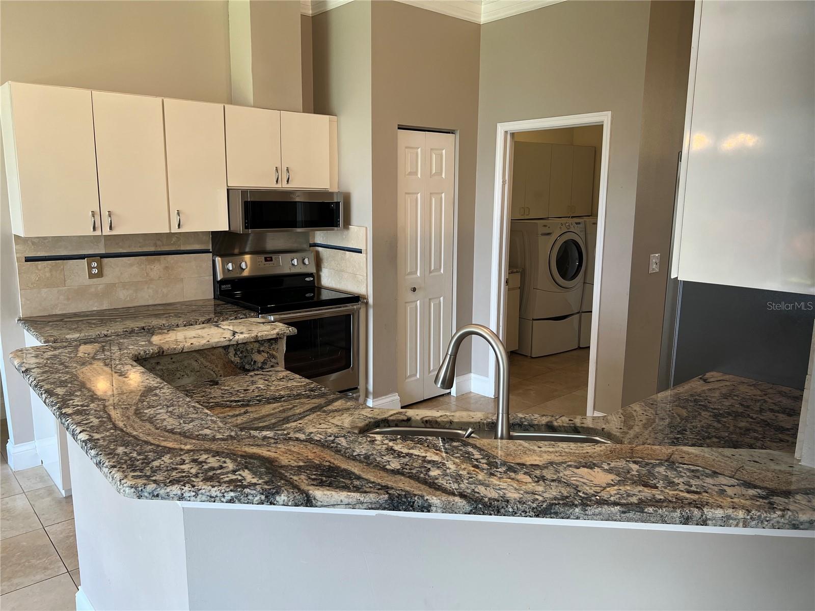 Image 19 of 46 For 2910 Philippe Parkway