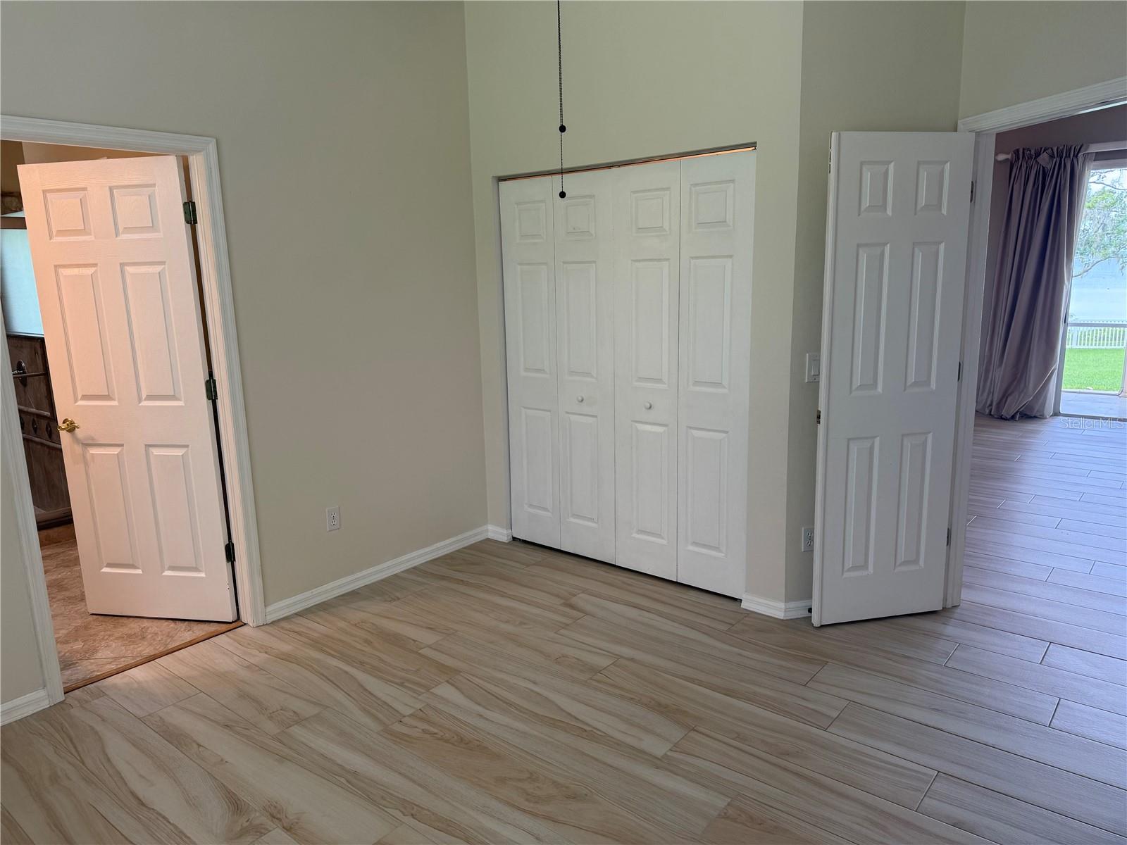 Image 36 of 46 For 2910 Philippe Parkway