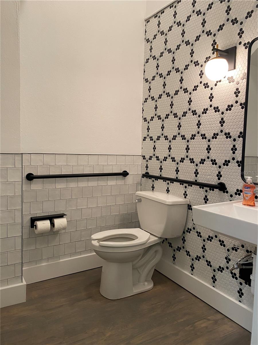 Image 8 of 15 For 1624-1630 7th Avenue