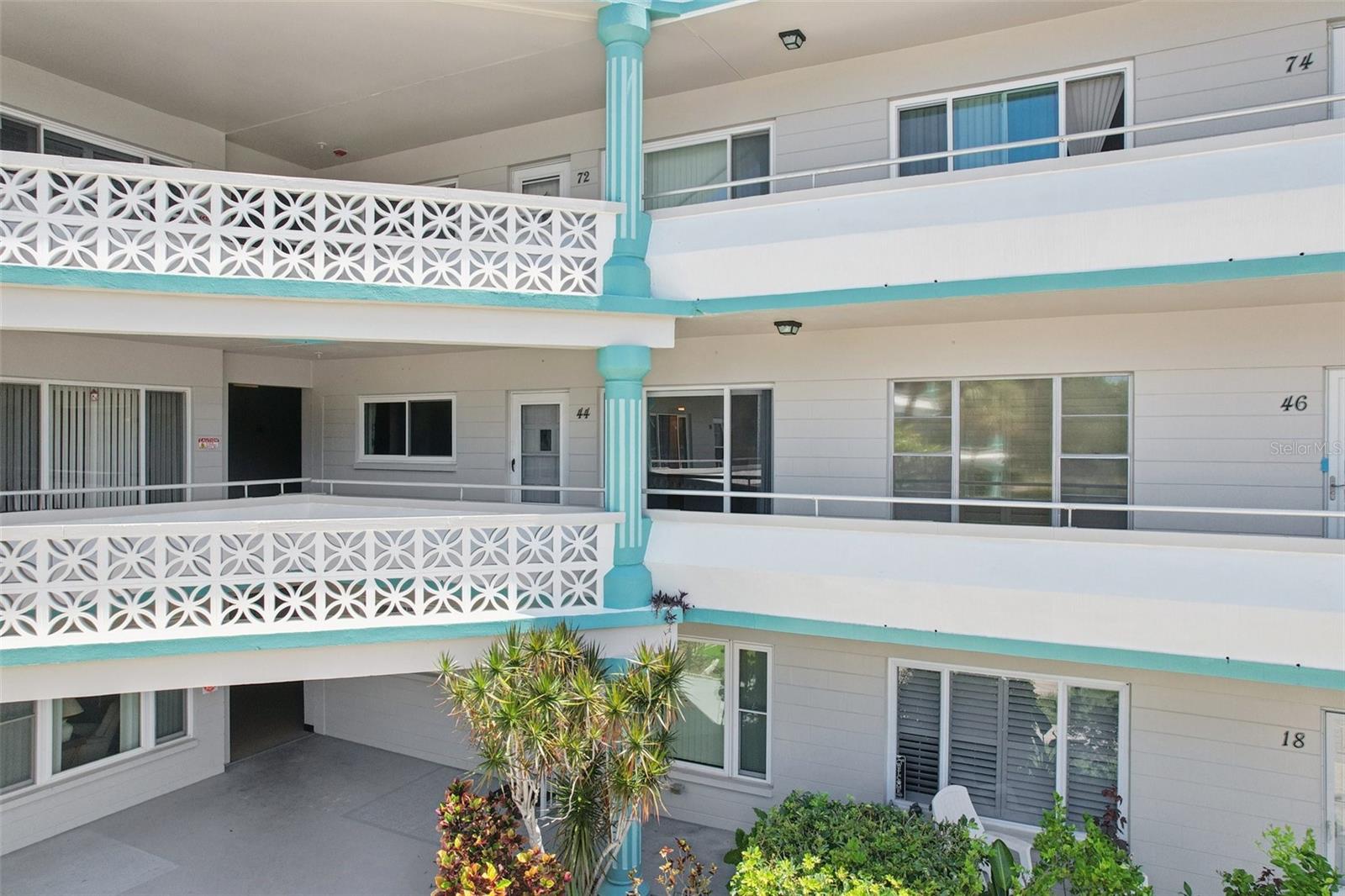 Image 2 of 49 For 2370 Jamaican Street 44