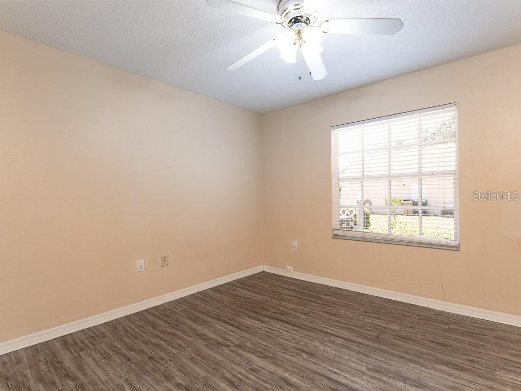 Image 16 of 27 For 34016 Valencia Drive