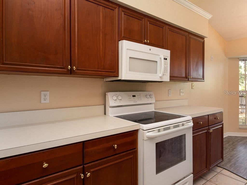 Image 8 of 27 For 34016 Valencia Drive