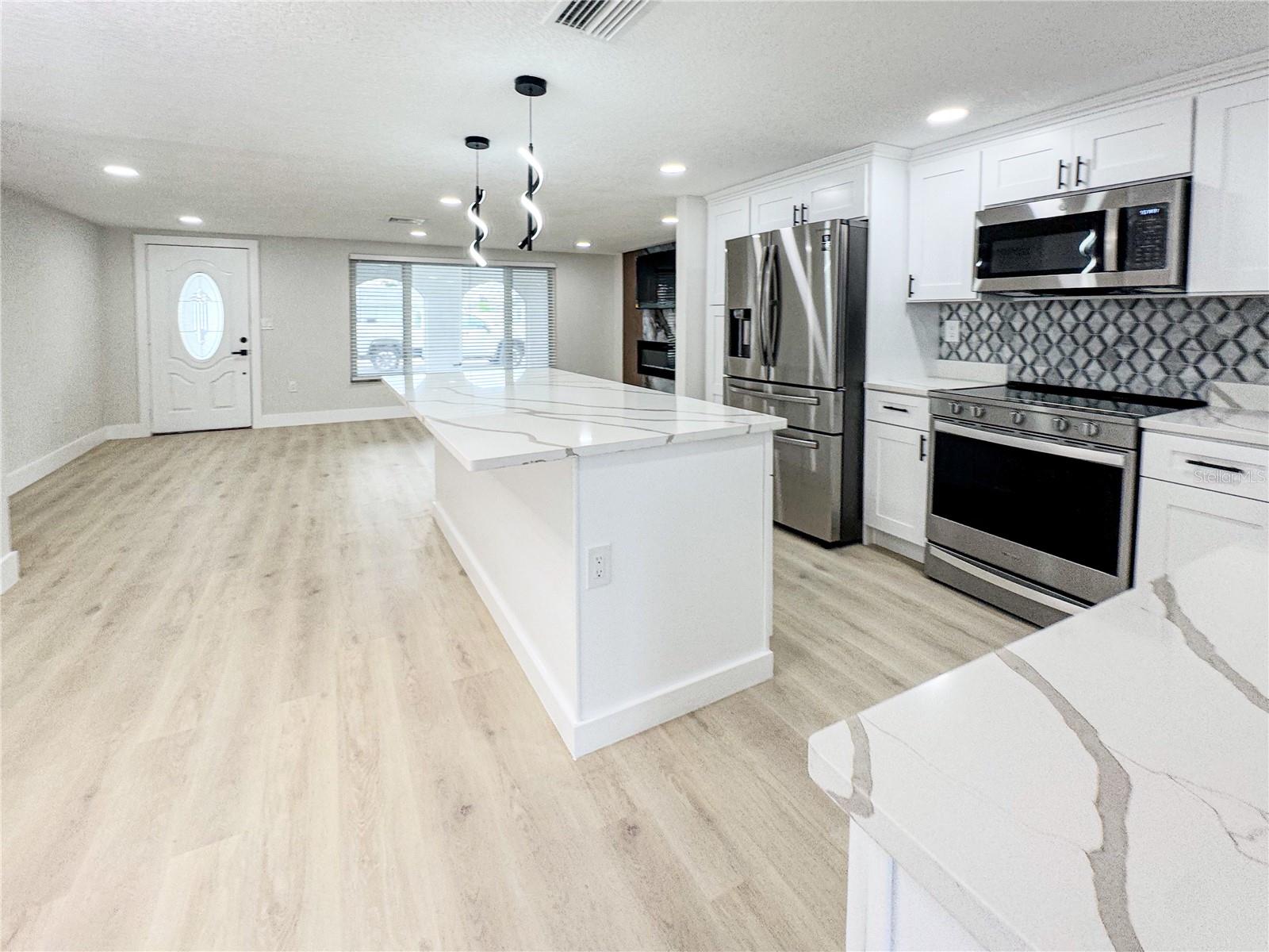 Image 9 of 40 For 7421 Moravian Drive
