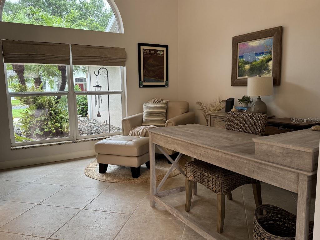 Image 4 of 17 For 1060 Harbour Wood Drive