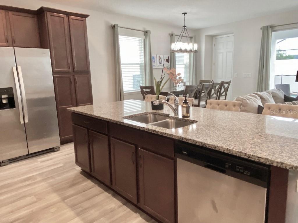 Image 19 of 50 For 1547 Carey Palm Circle