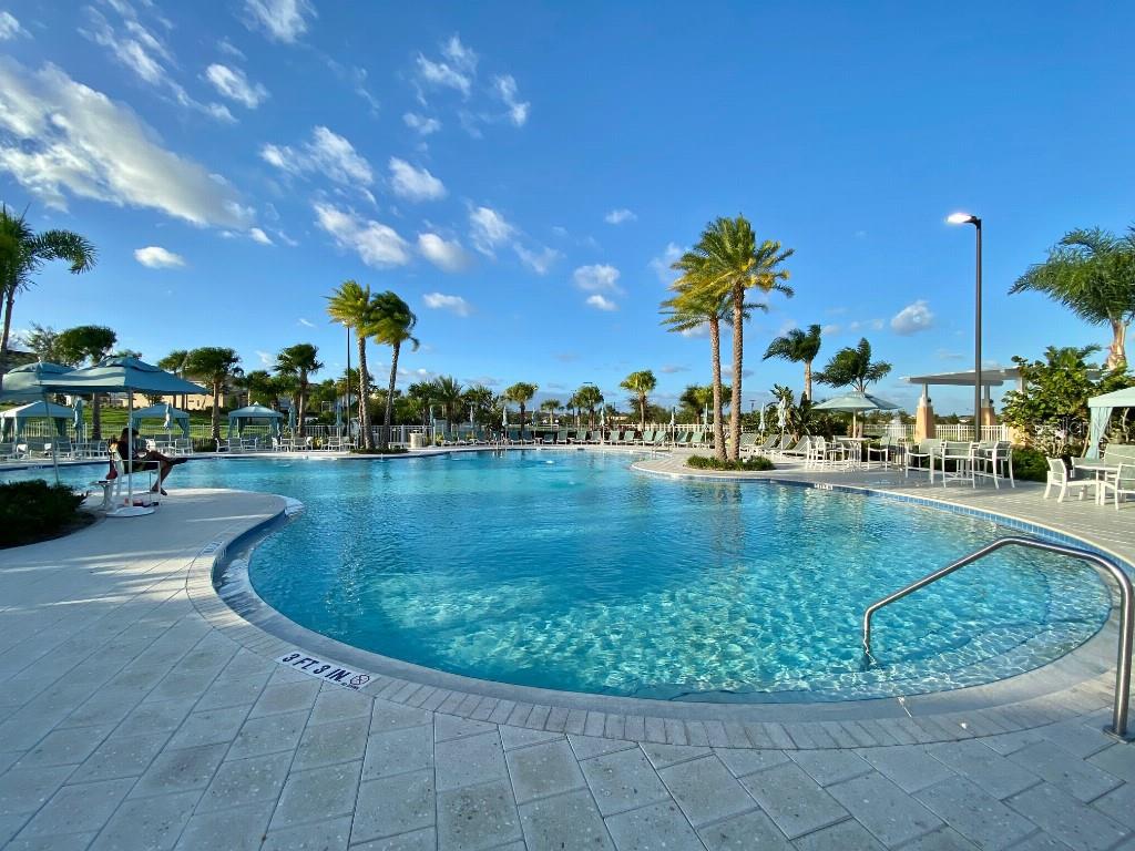 Image 46 of 50 For 1547 Carey Palm Circle