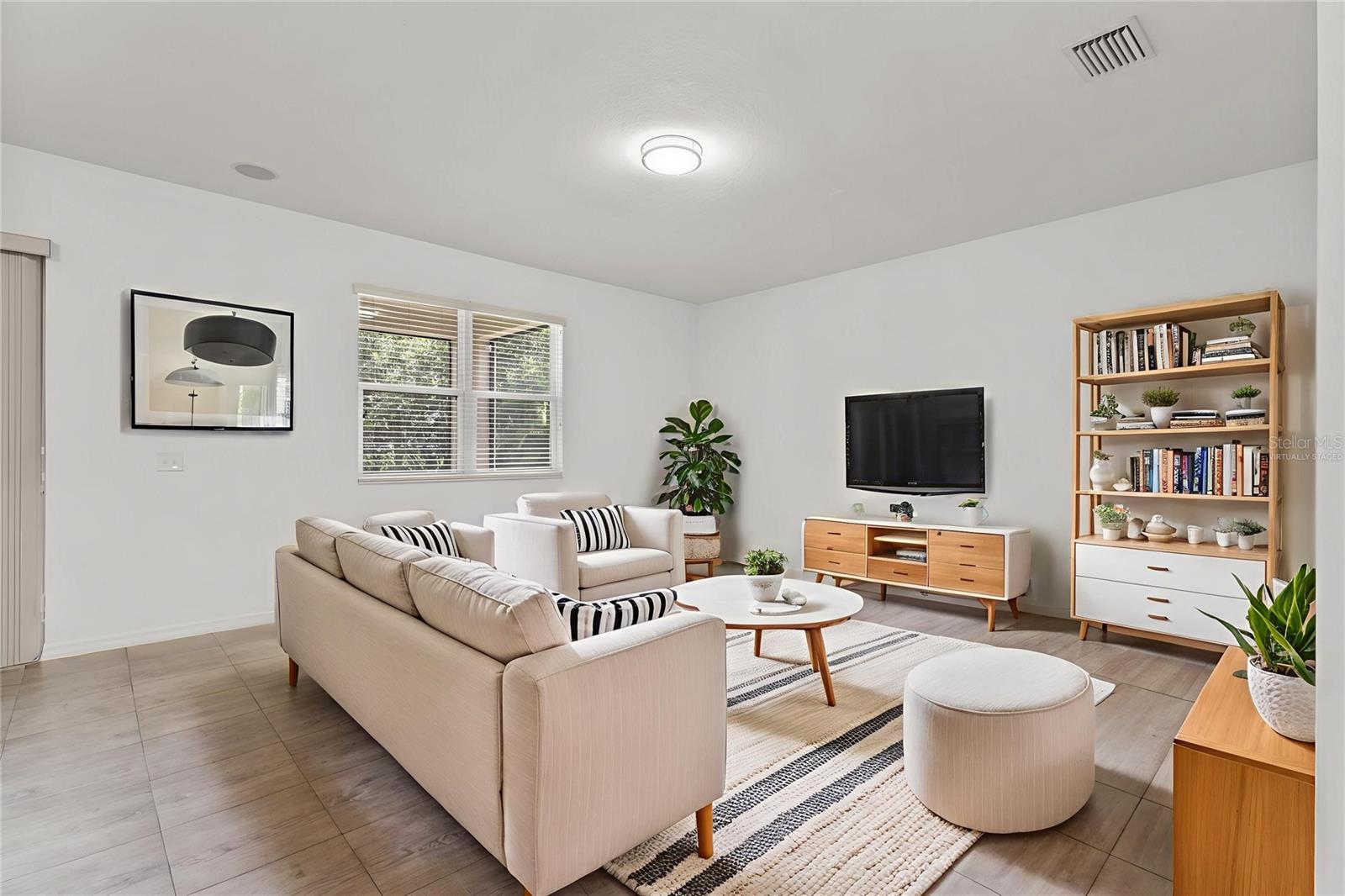 Image 2 of 36 For 12124 Lake Boulevard