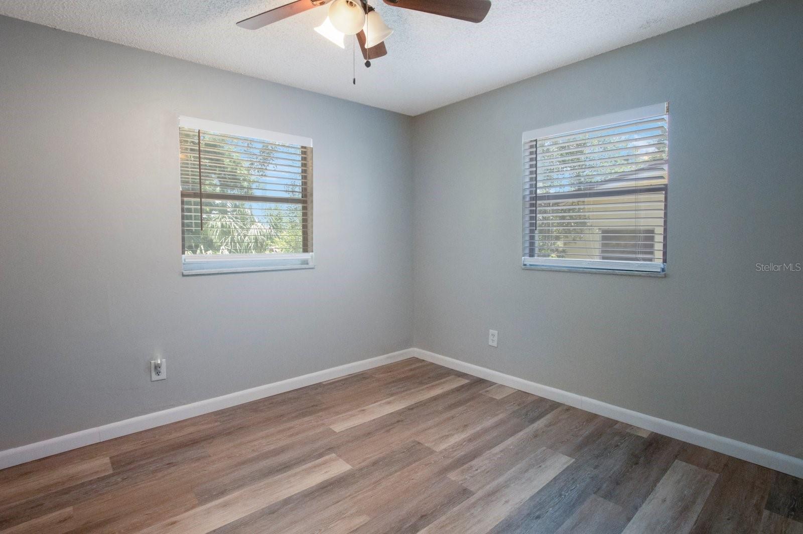 Image 11 of 29 For 1502 Coppertree Drive