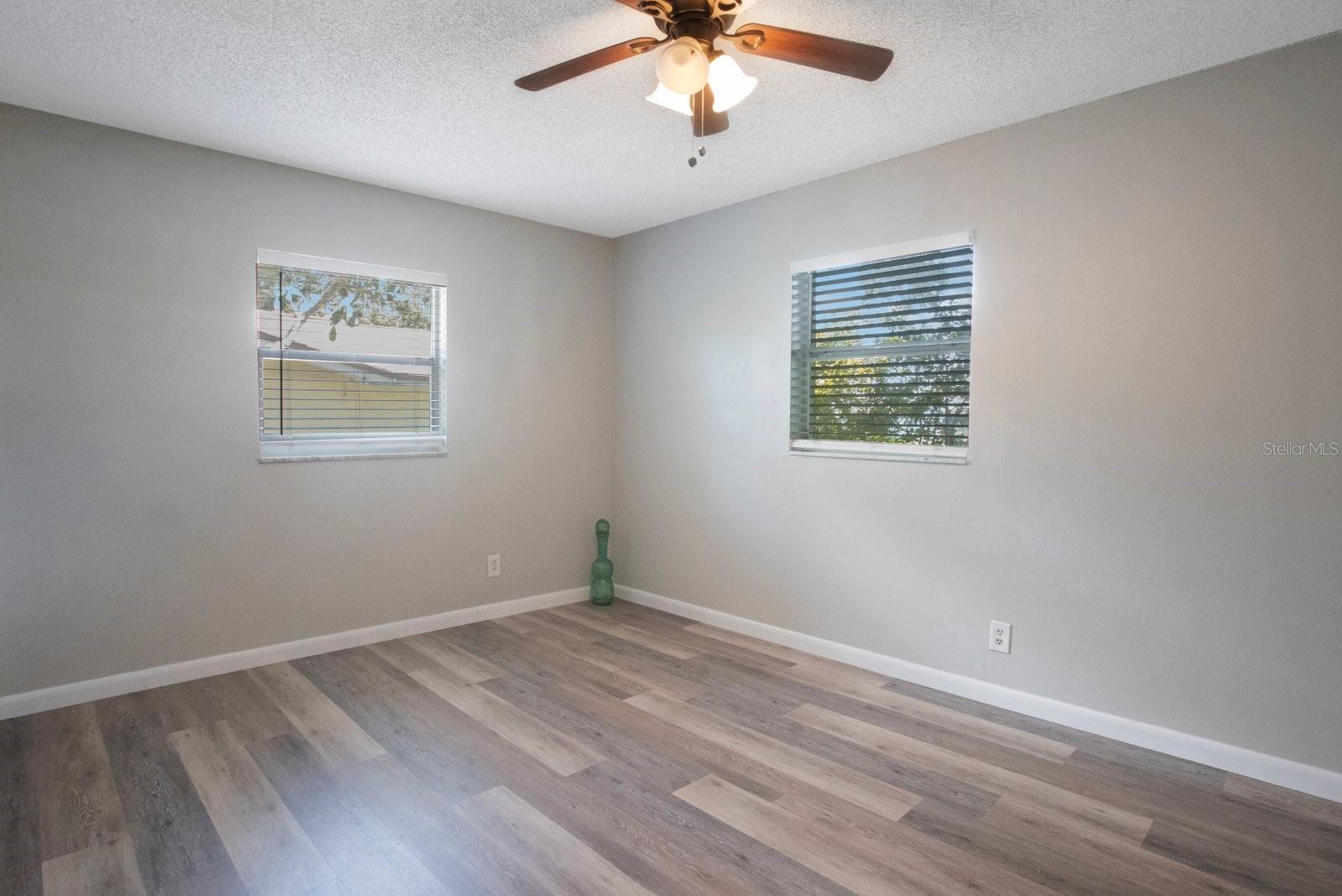 Image 13 of 29 For 1502 Coppertree Drive