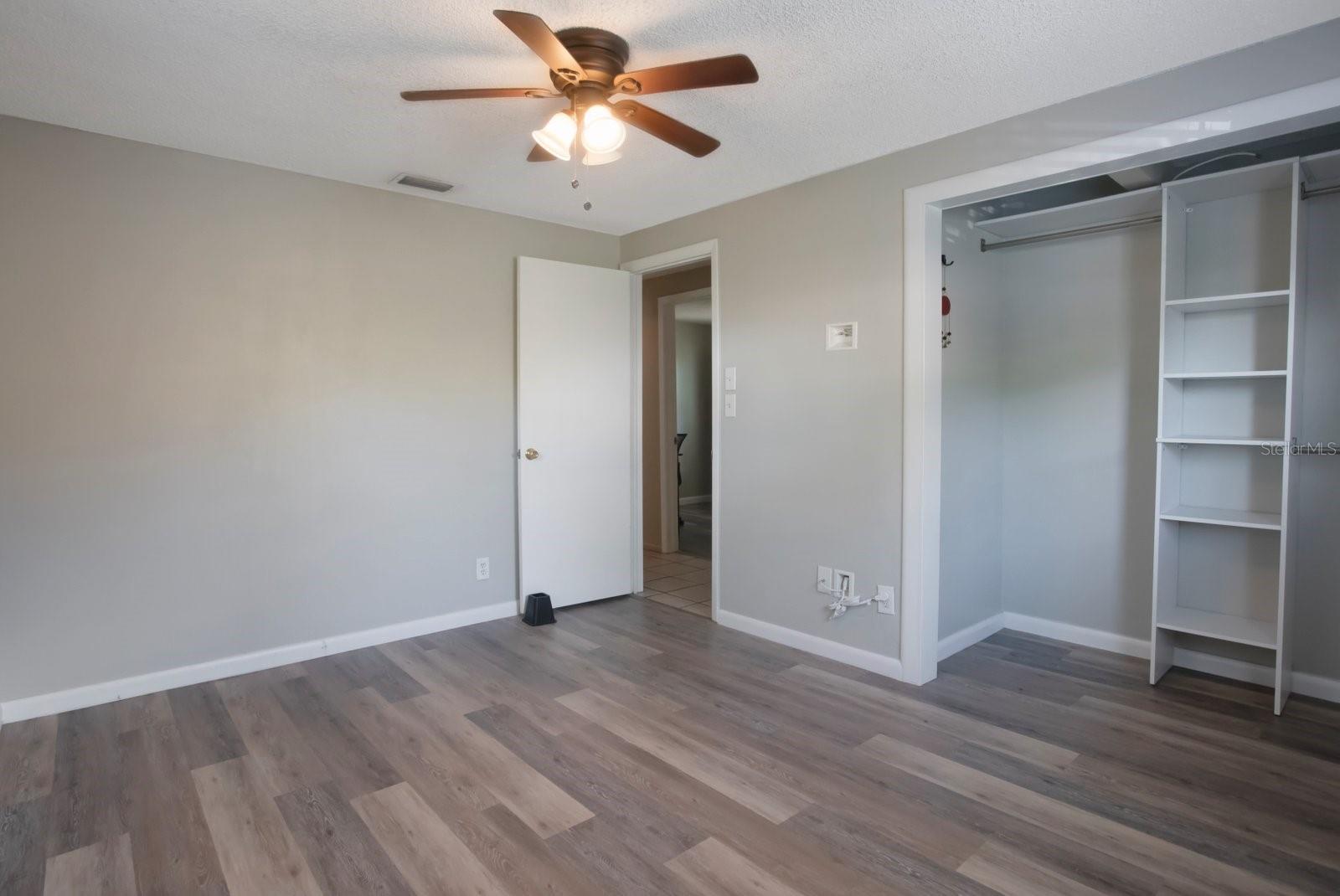 Image 14 of 29 For 1502 Coppertree Drive