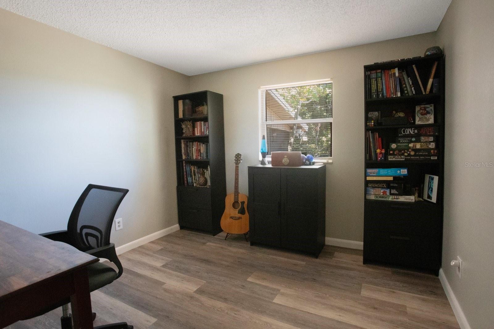 Image 15 of 29 For 1502 Coppertree Drive