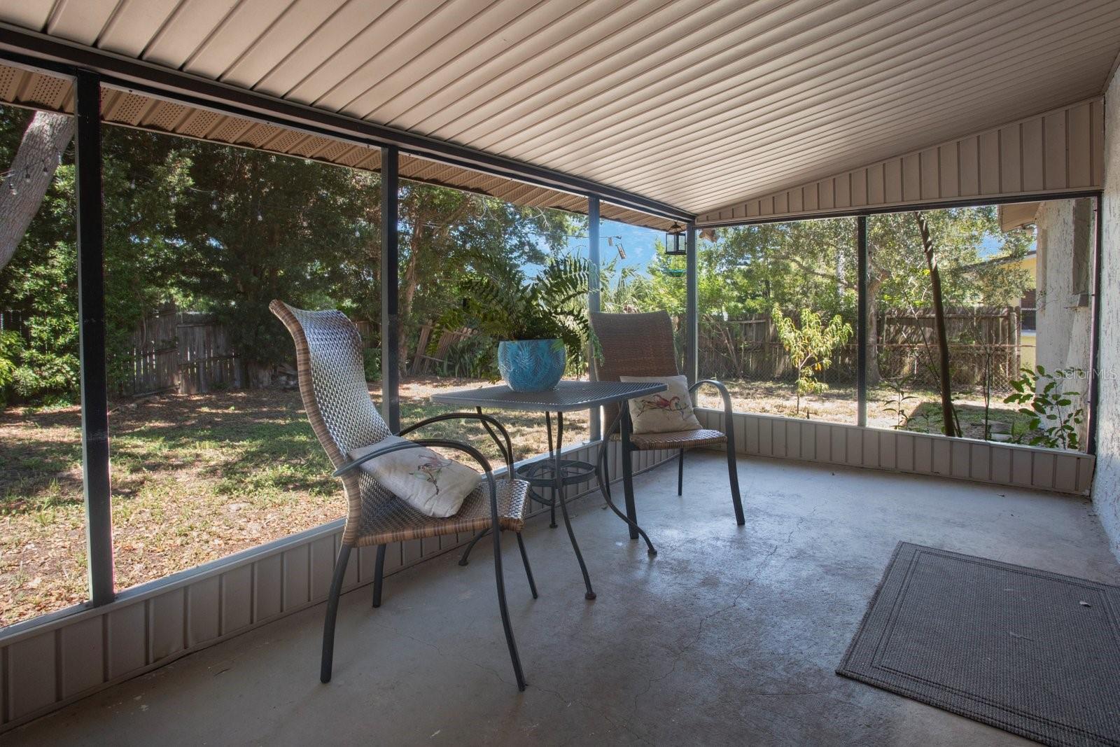 Image 20 of 29 For 1502 Coppertree Drive