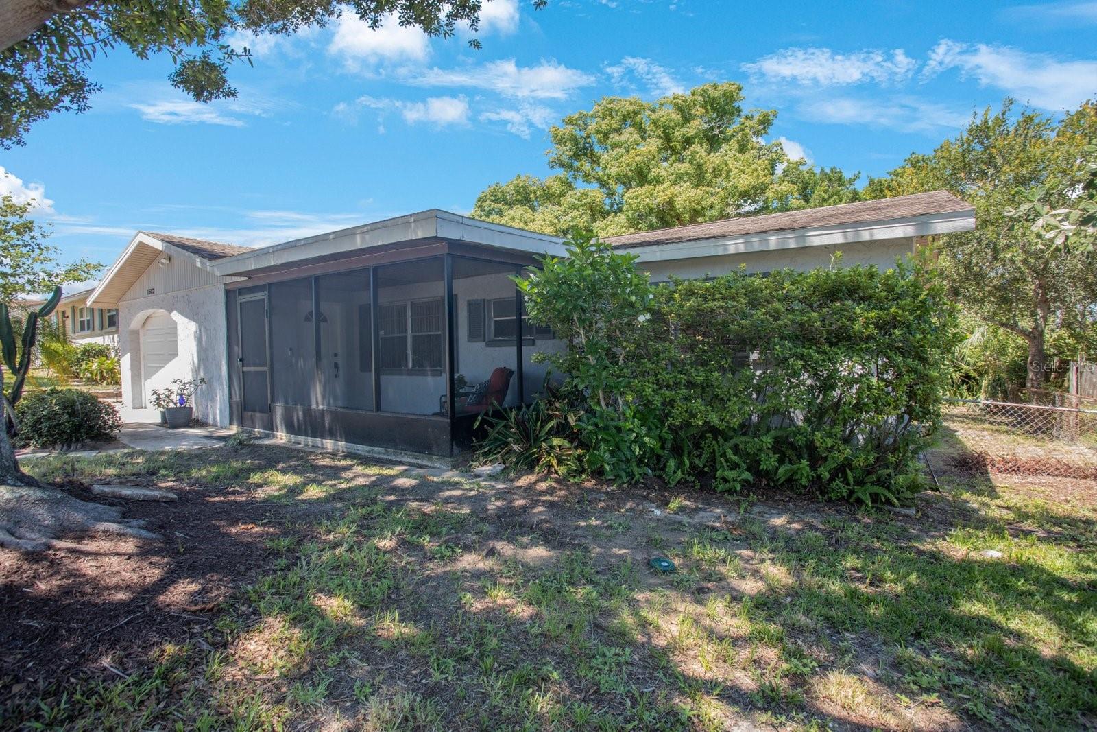 Image 24 of 29 For 1502 Coppertree Drive